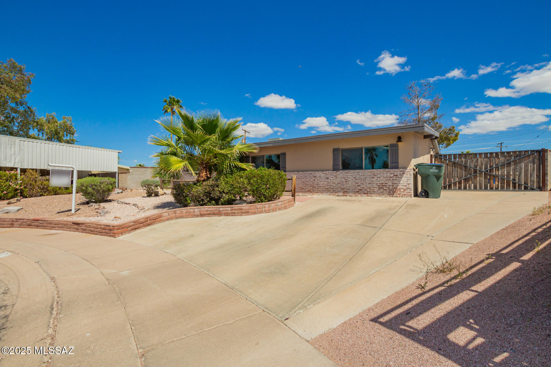 Longview Estates (194-470) - Residential