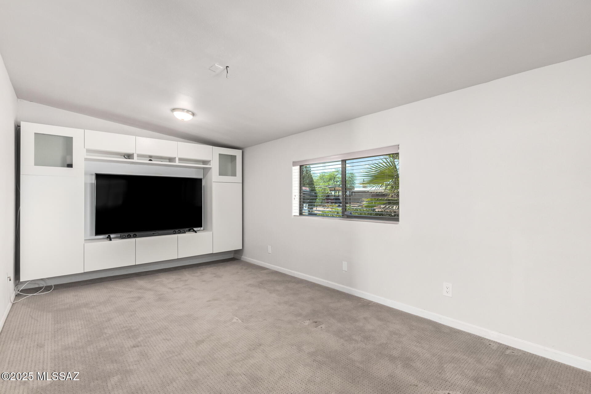 Longview Estates (194-470) - Residential