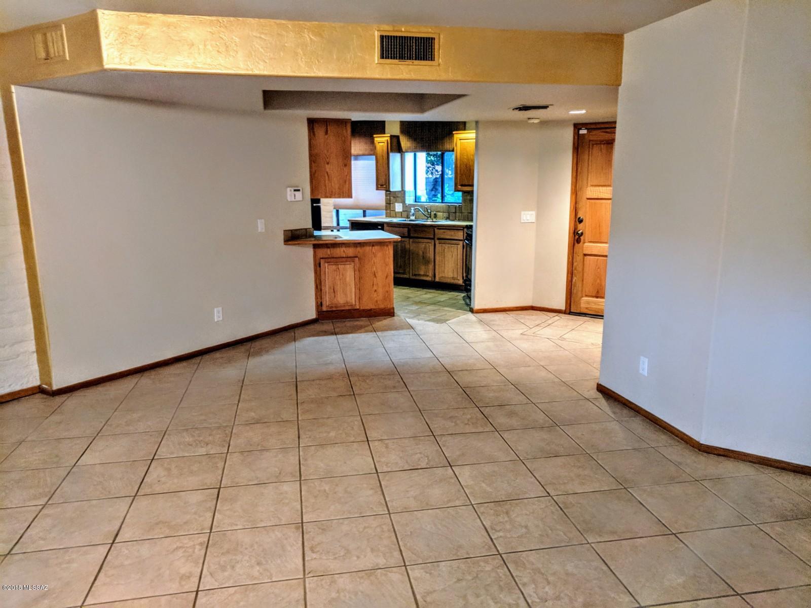 Tucson Racquet Club Th Resub - Residential