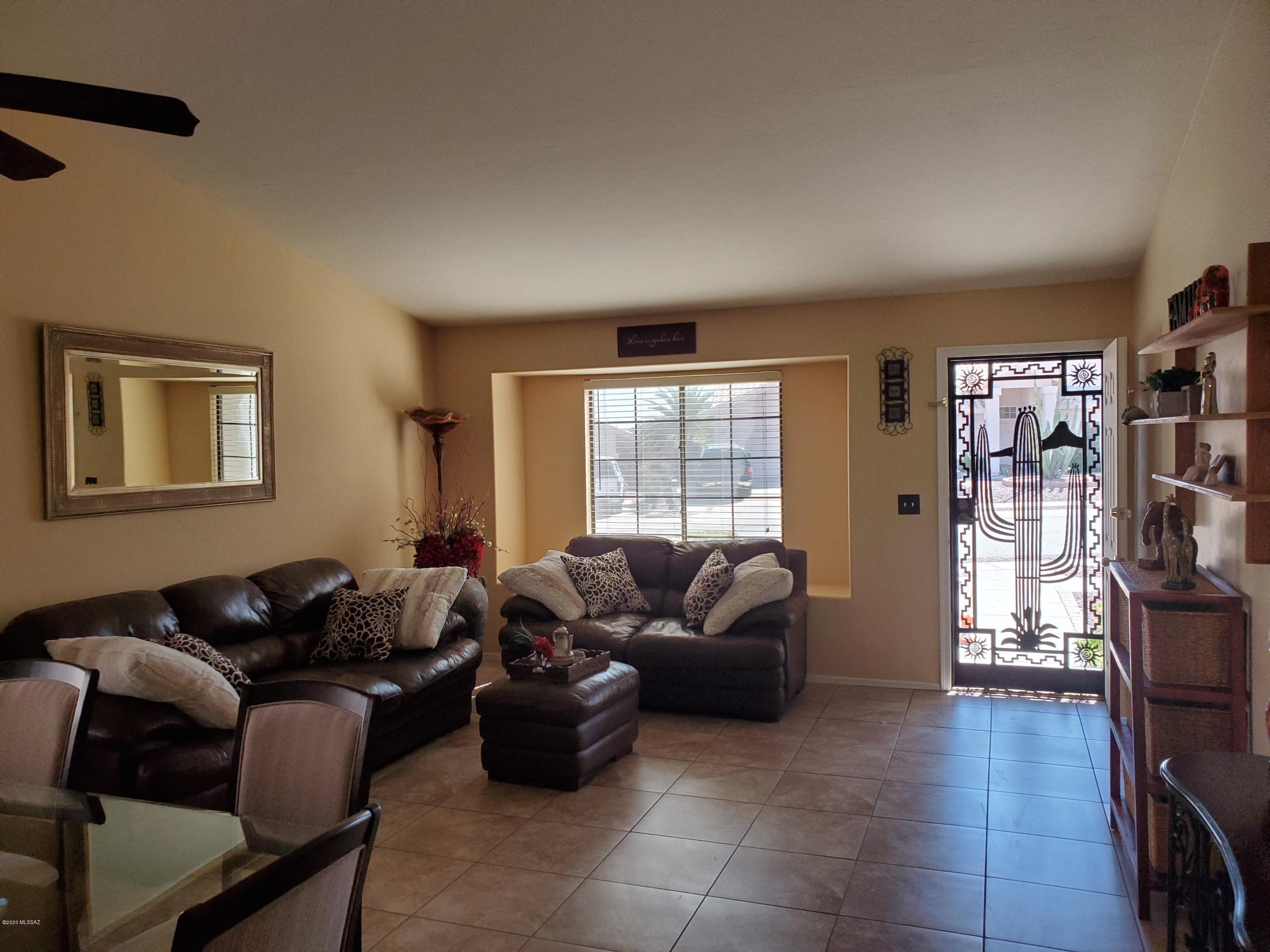 Colonias La Canada (1-82) - Residential