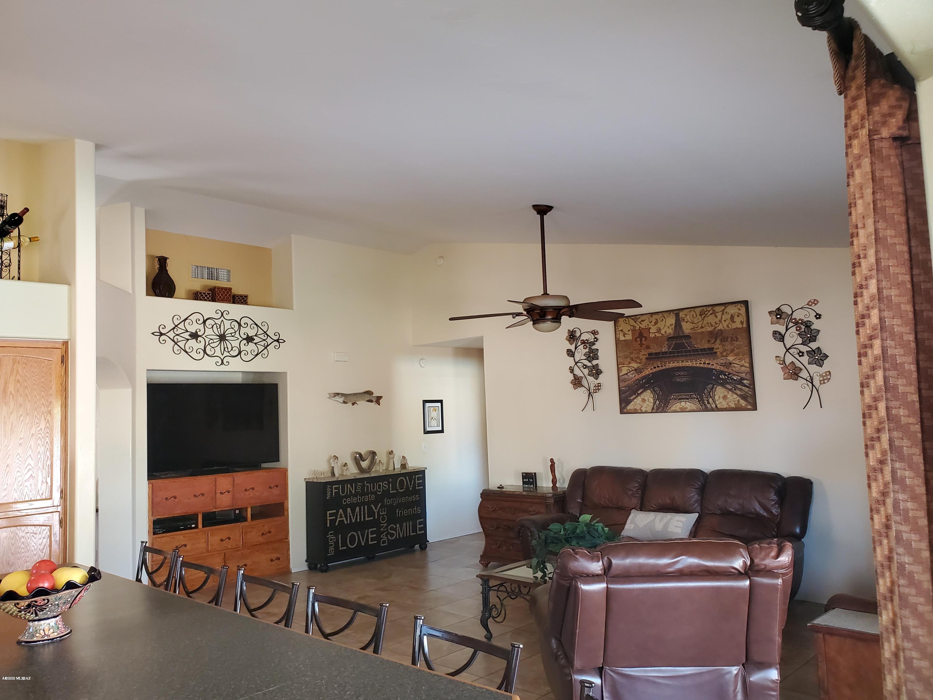 Colonias La Canada (1-82) - Residential