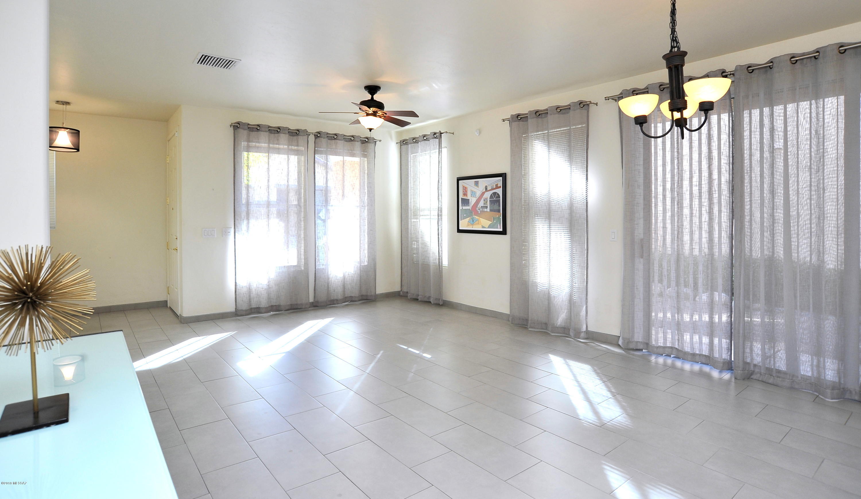 Catalina Vistas - Residential