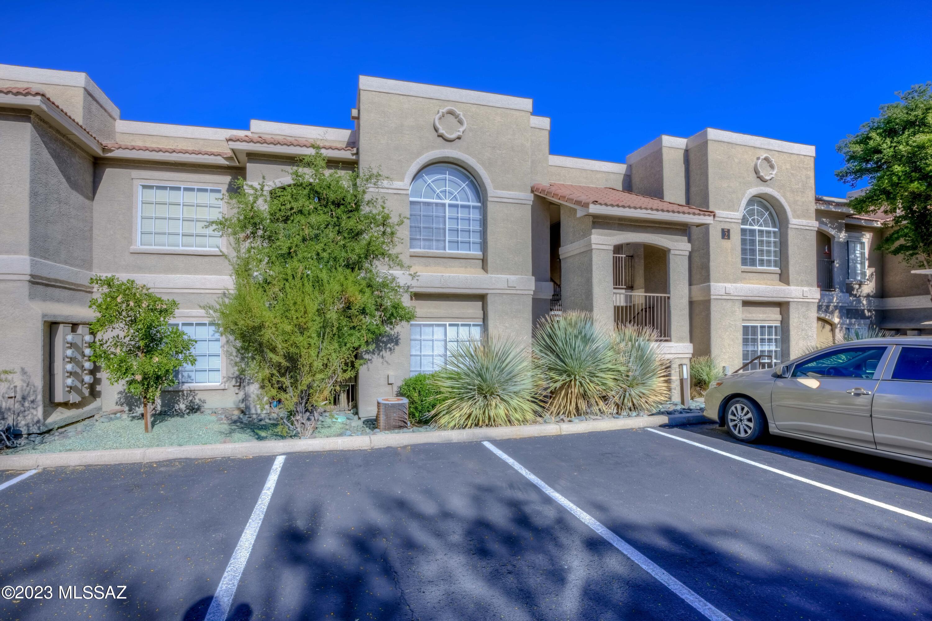 The Boulders at La Reserve Condominiums - Residential