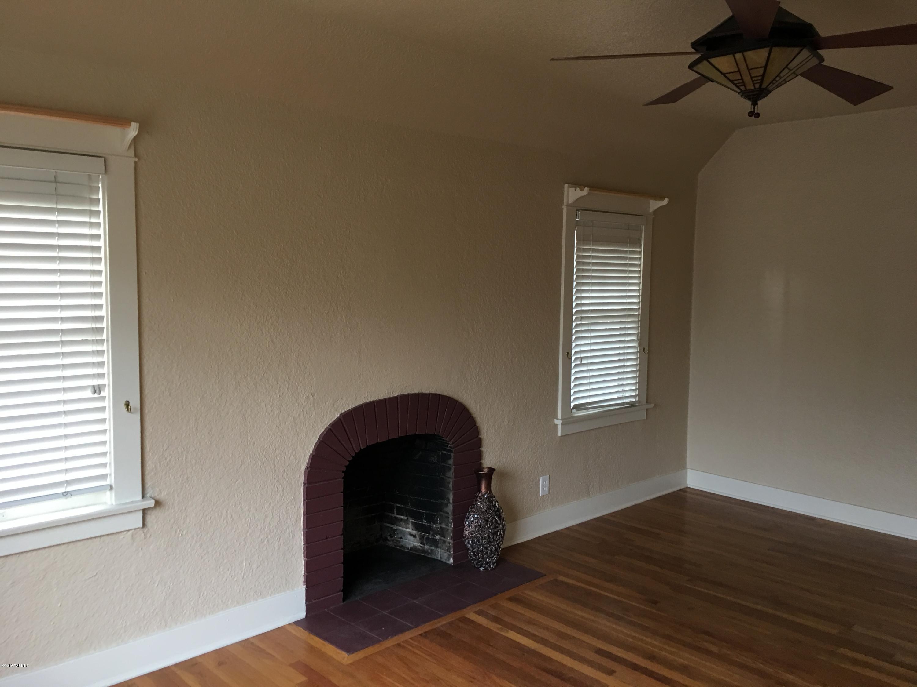 Jefferson Park Addition - Residential Lease