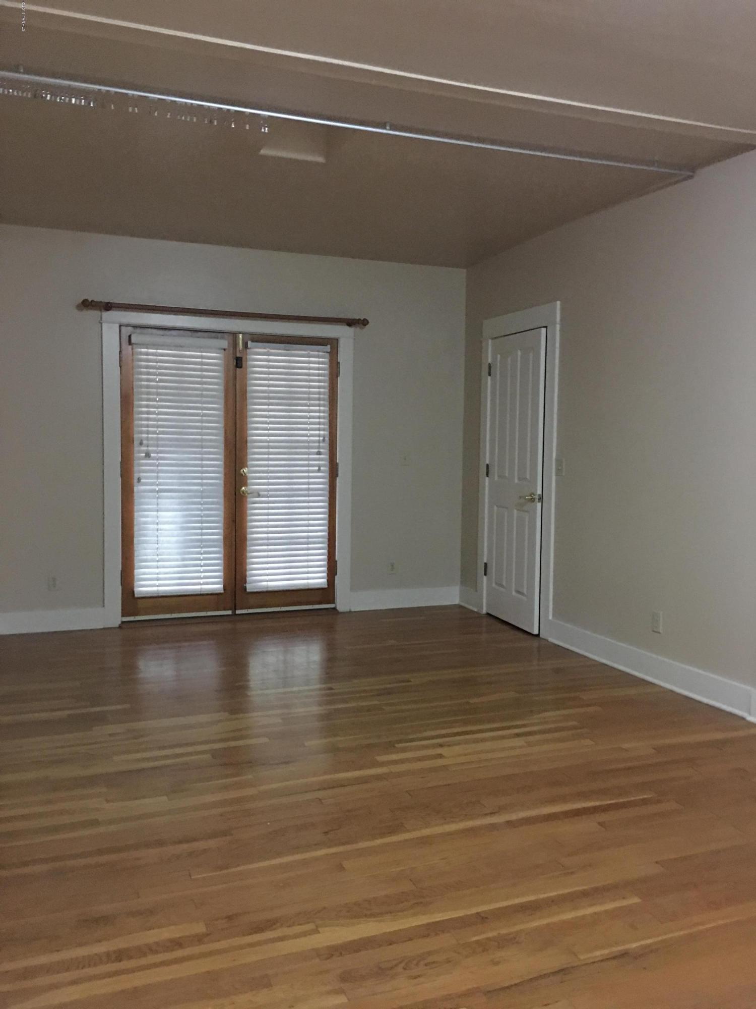 Jefferson Park Addition - Residential Lease