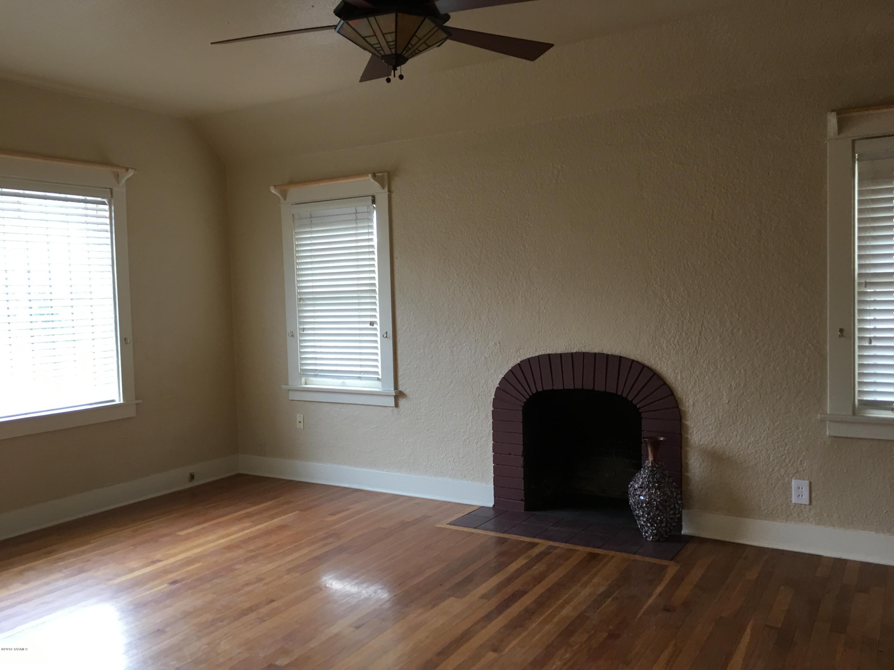 Jefferson Park Addition - Residential Lease
