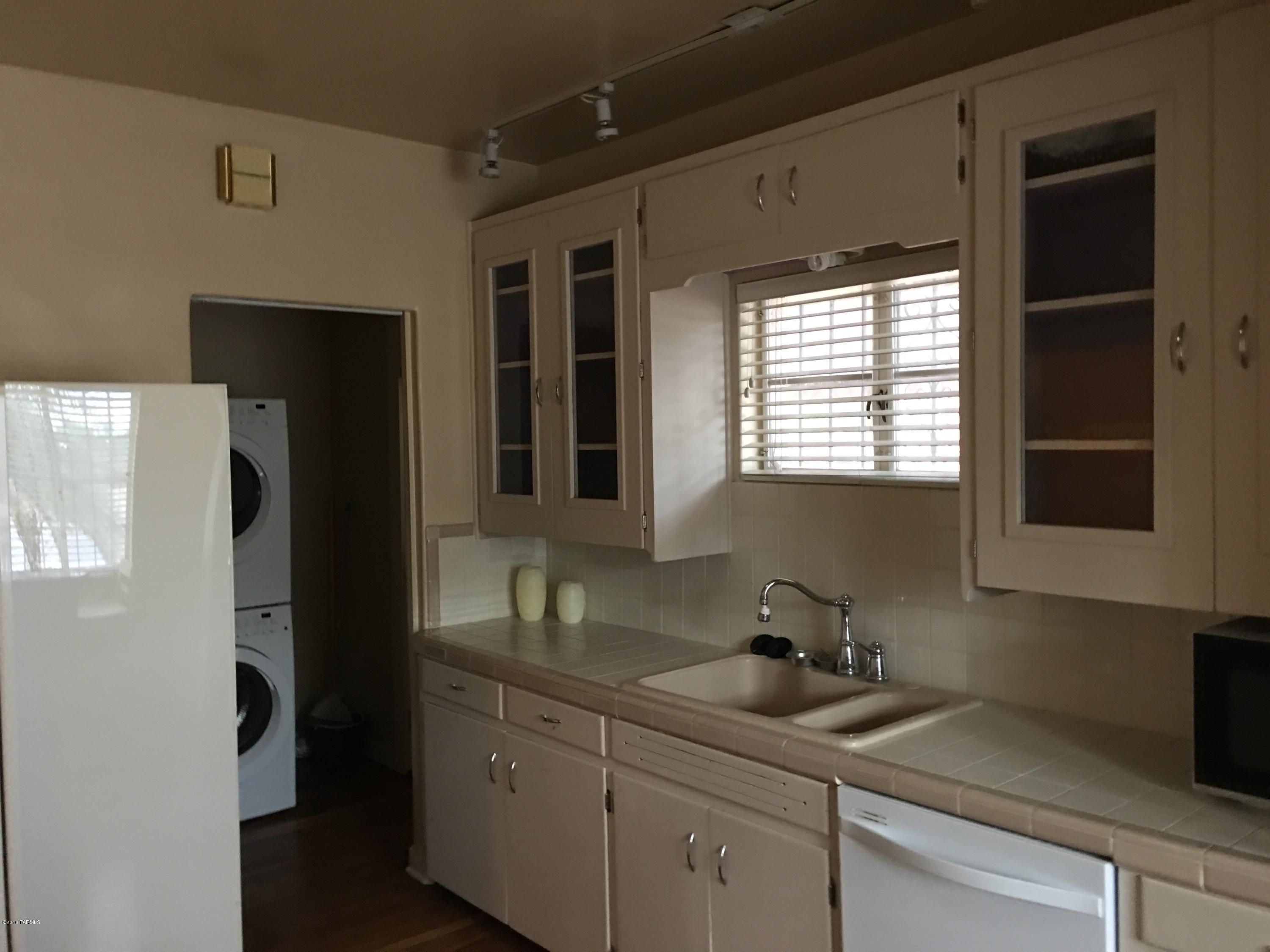 Jefferson Park Addition - Residential Lease