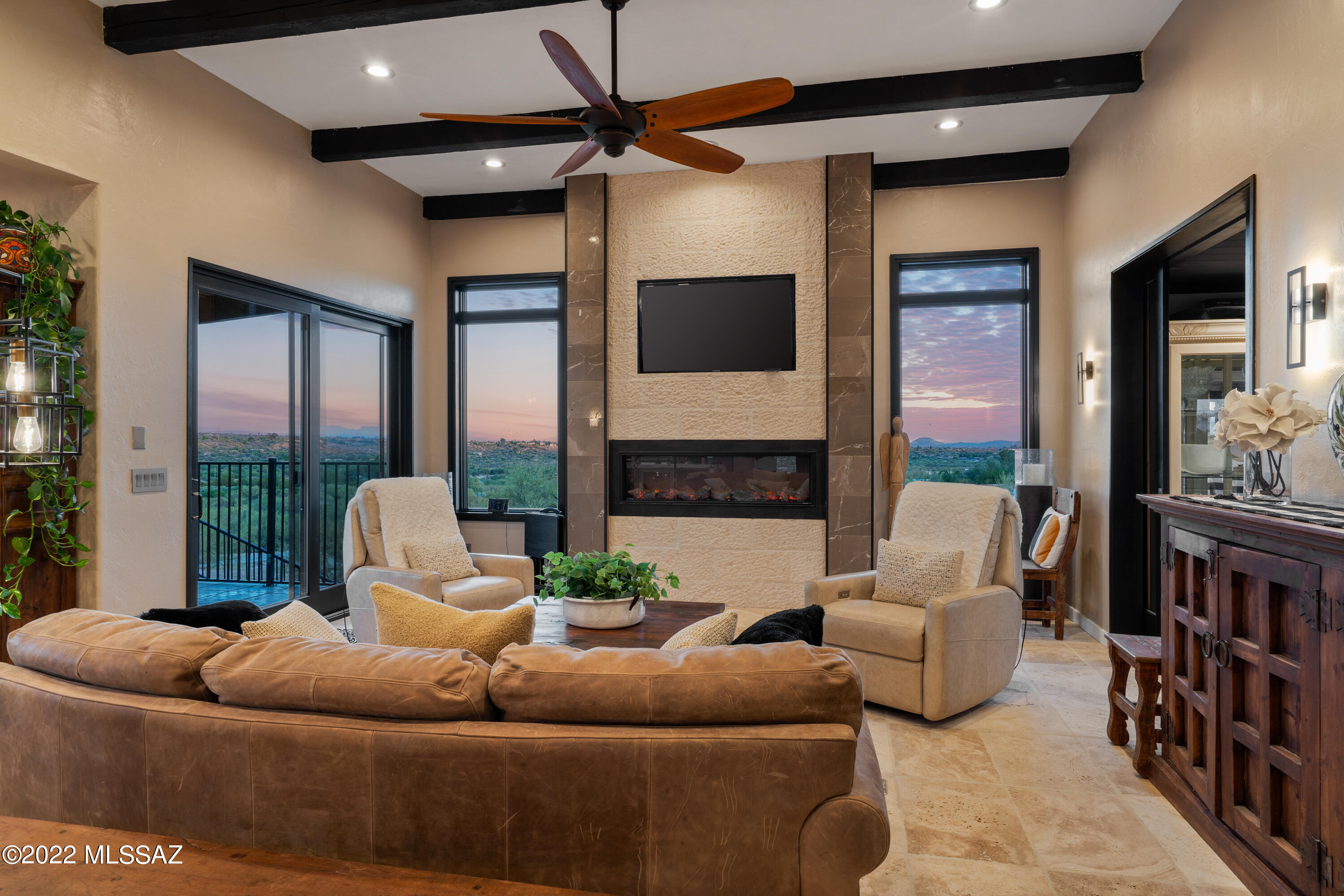Lomas De Oro(1-21) - Residential