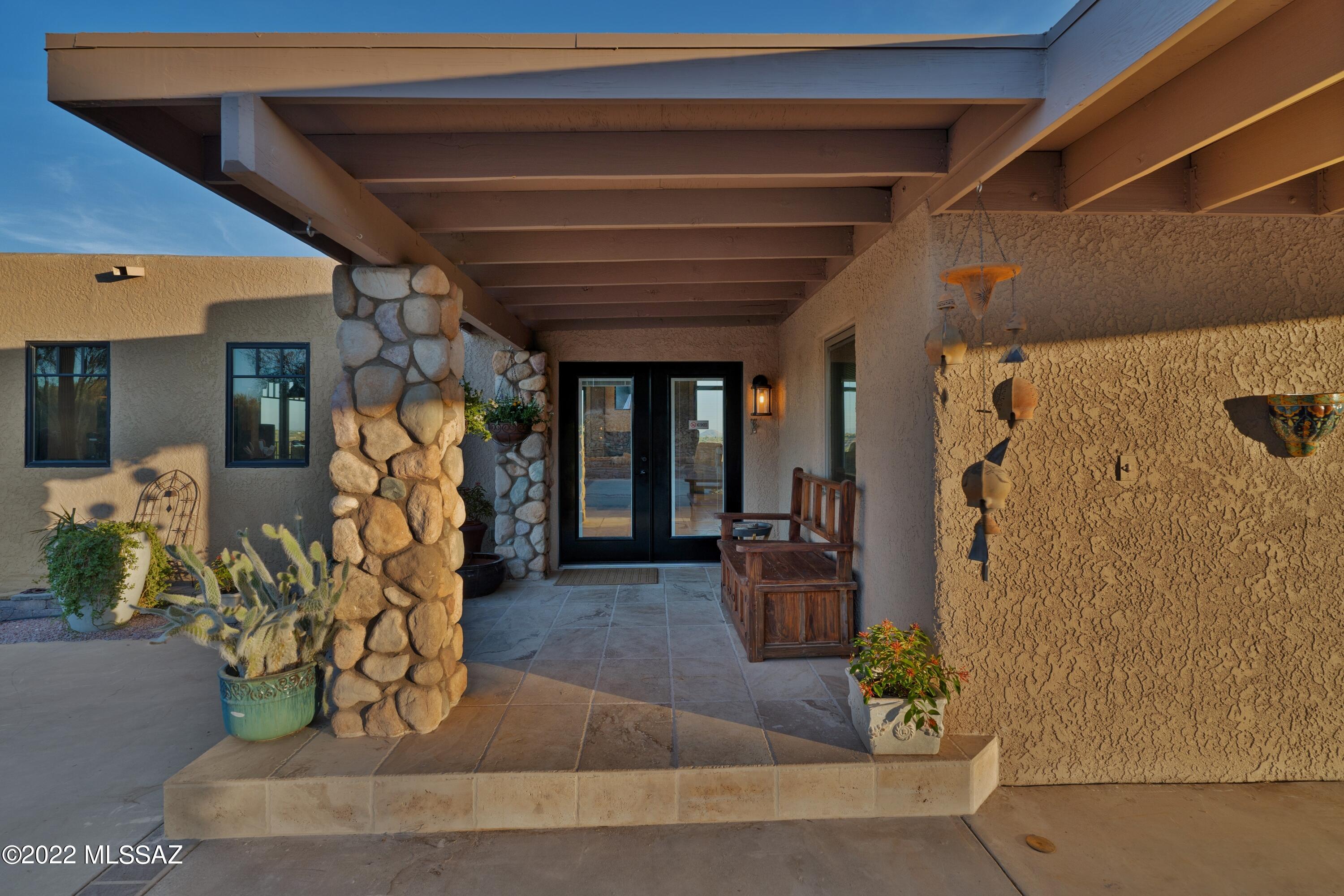 Lomas De Oro(1-21) - Residential