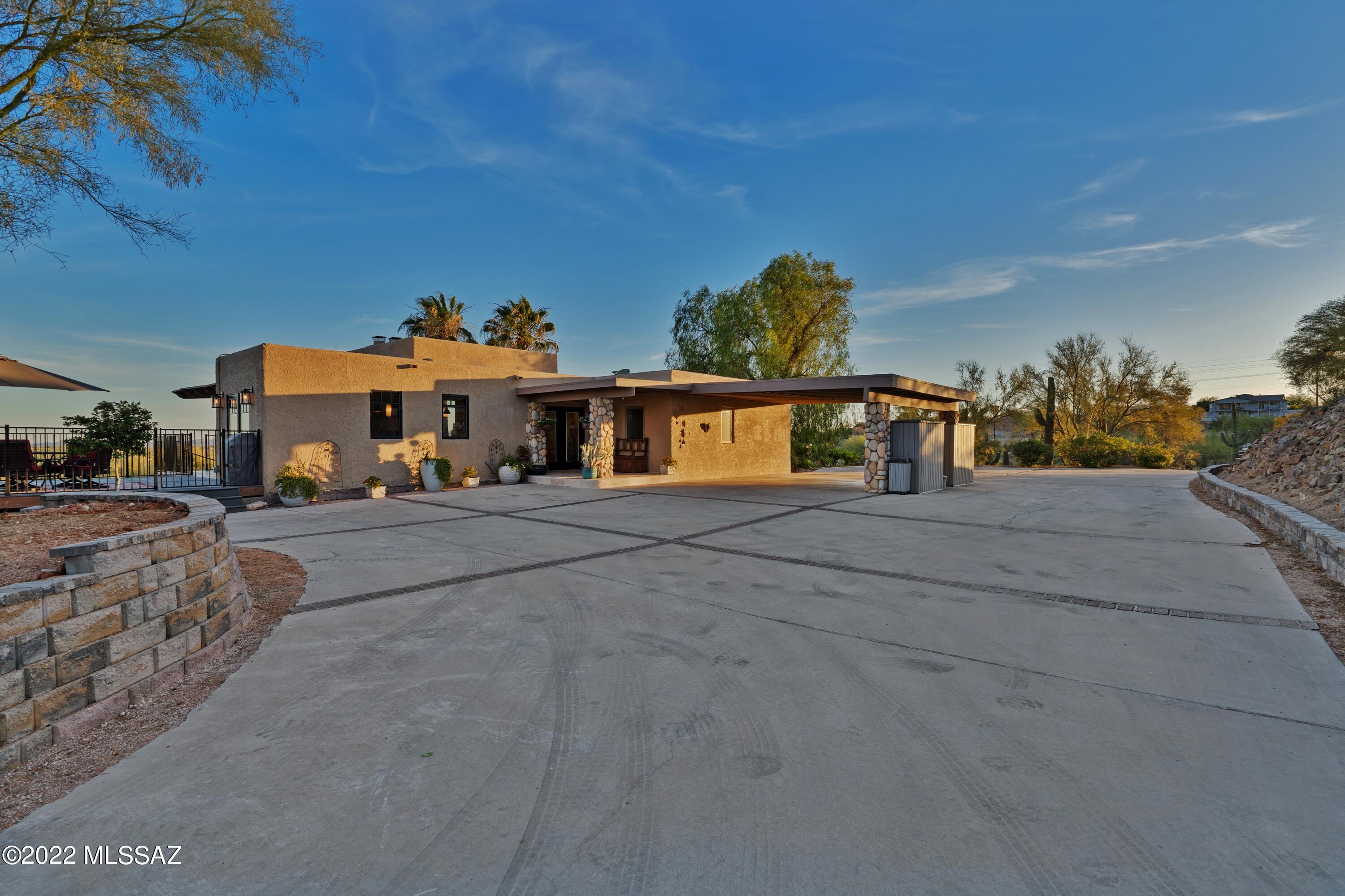 Lomas De Oro(1-21) - Residential