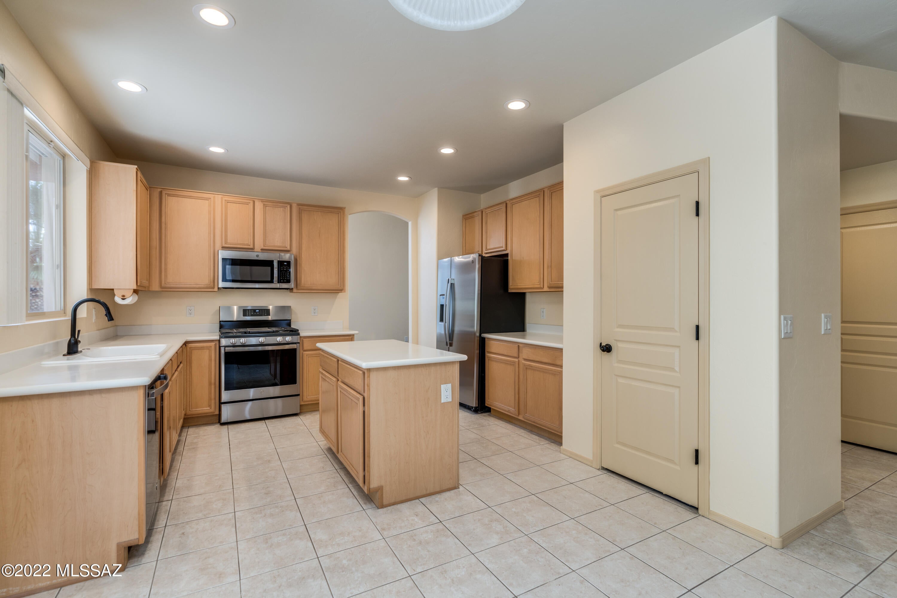 Sabino Mountain (1-290) - Residential Lease