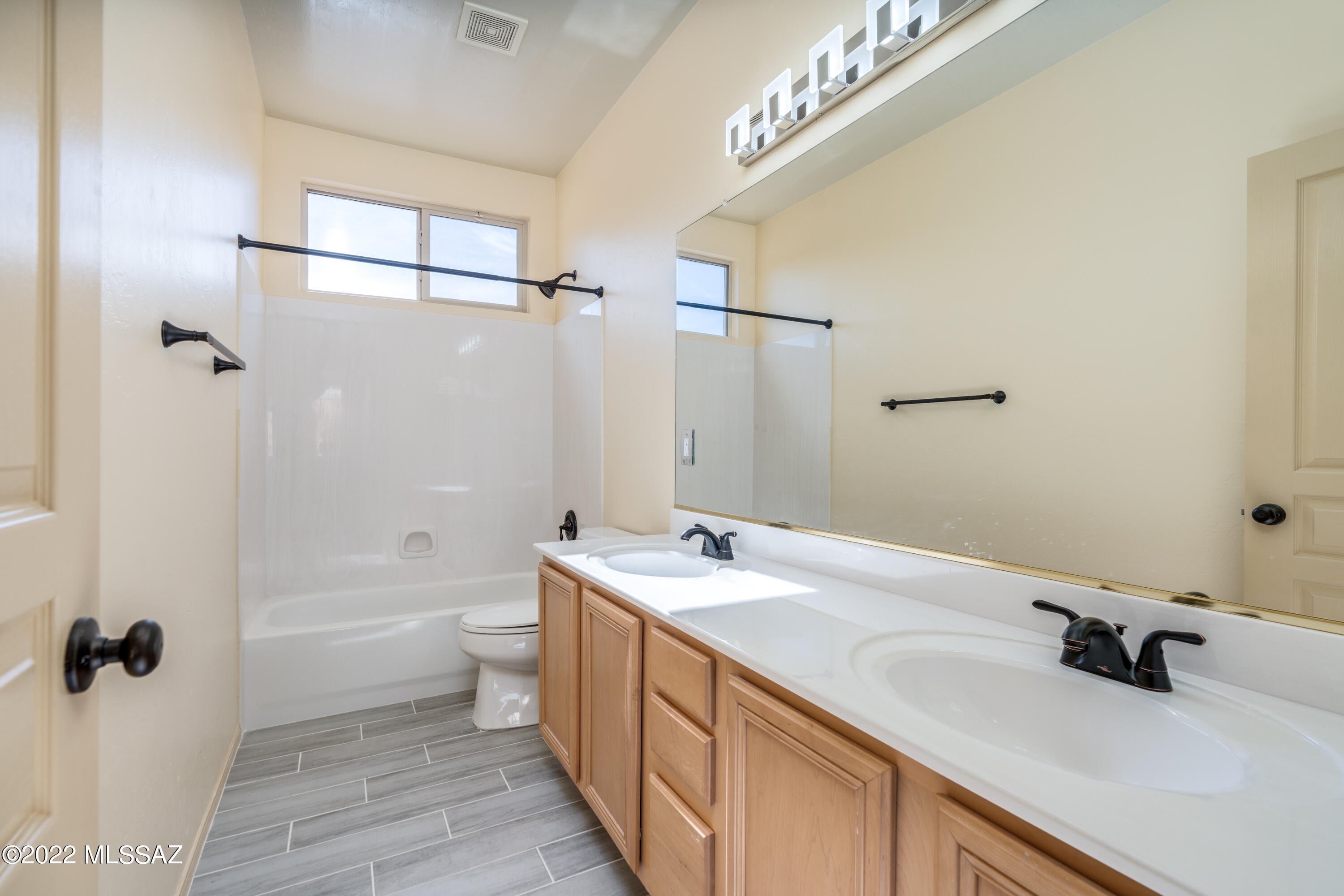 Sabino Mountain (1-290) - Residential Lease