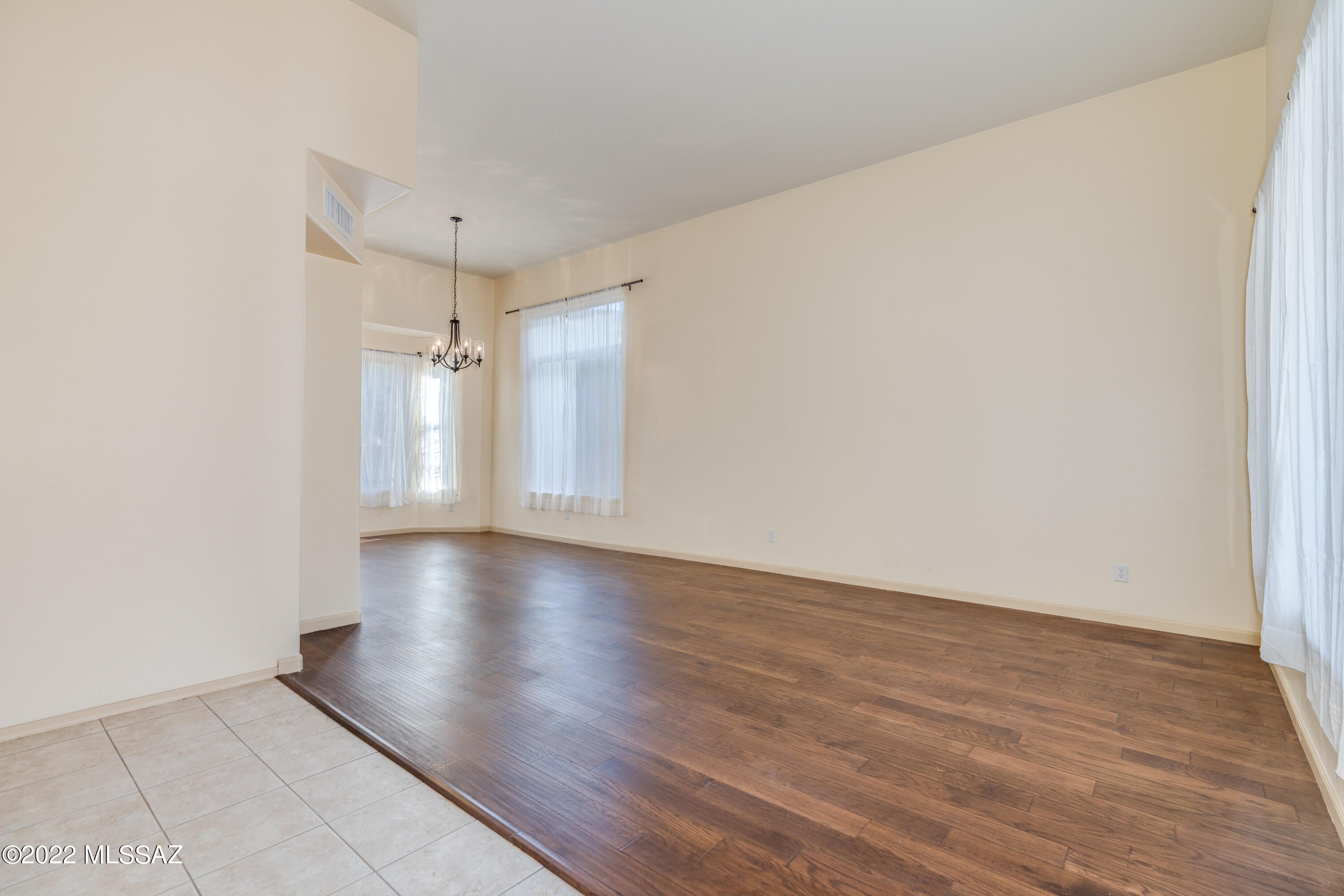 Sabino Mountain (1-290) - Residential Lease