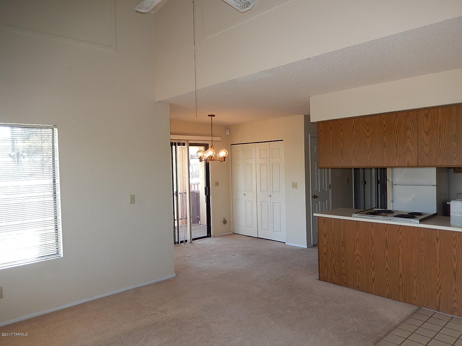 La Vida NO. II - Residential Lease