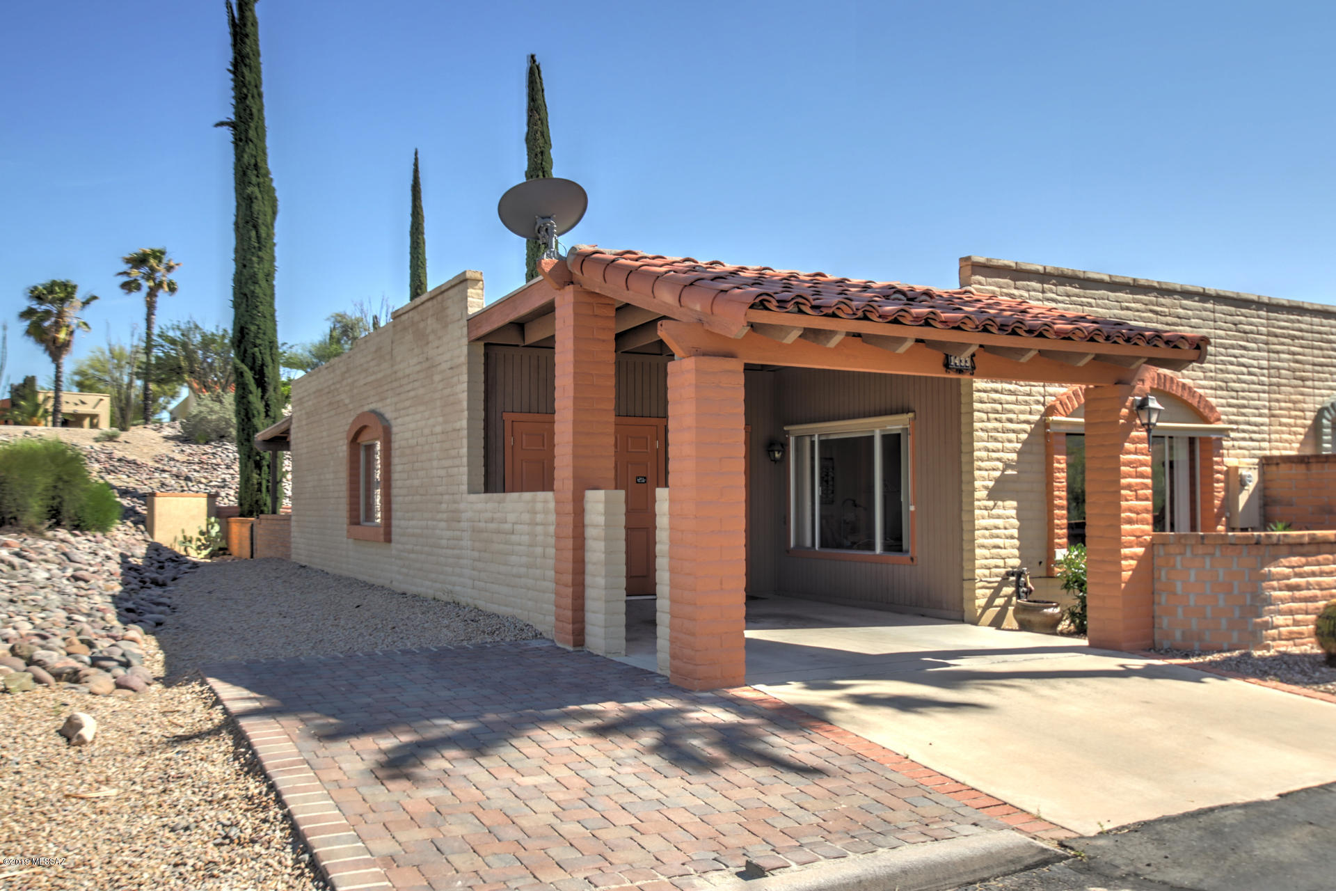 Totally and tastefully redecorated,  completely furnished,  2 bedroom 2 bath home that you must see to believe.   Everything is the top of the line: natural hickory cabinets with self closing doors and drawers, induction range including all new specialized pots and pans,  4G  56'' tv with surround sound, and beautiful and comfortable furniture.  All this with much privacy , a desert arroyo in the front and a large private well maintained patio in the back and a golf cart garage. Can you believe this gorgeous place could really be yours?  Hurry to see and purchase this one!