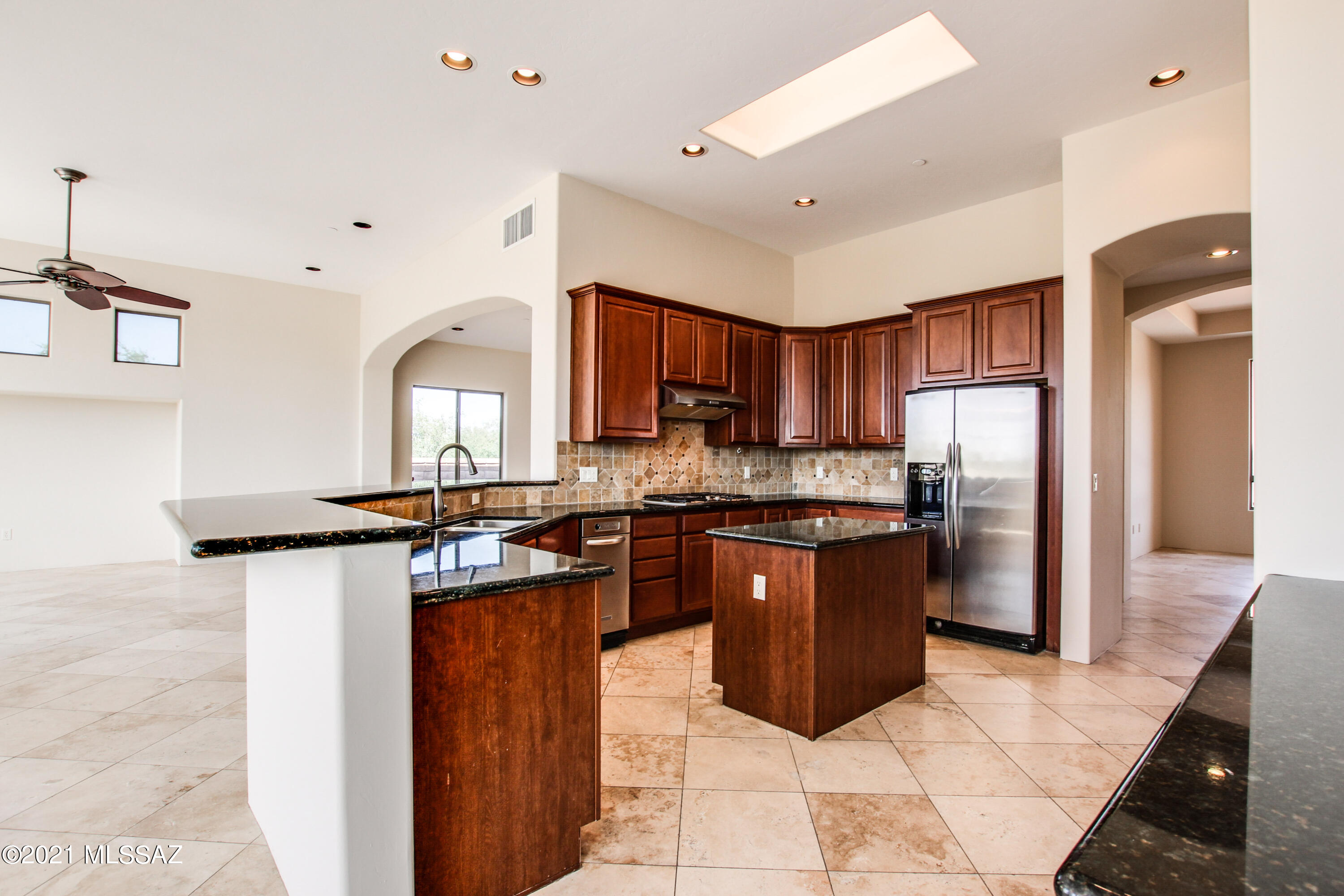 Dos Lagos at Dove Mountain (1-91) - Residential
