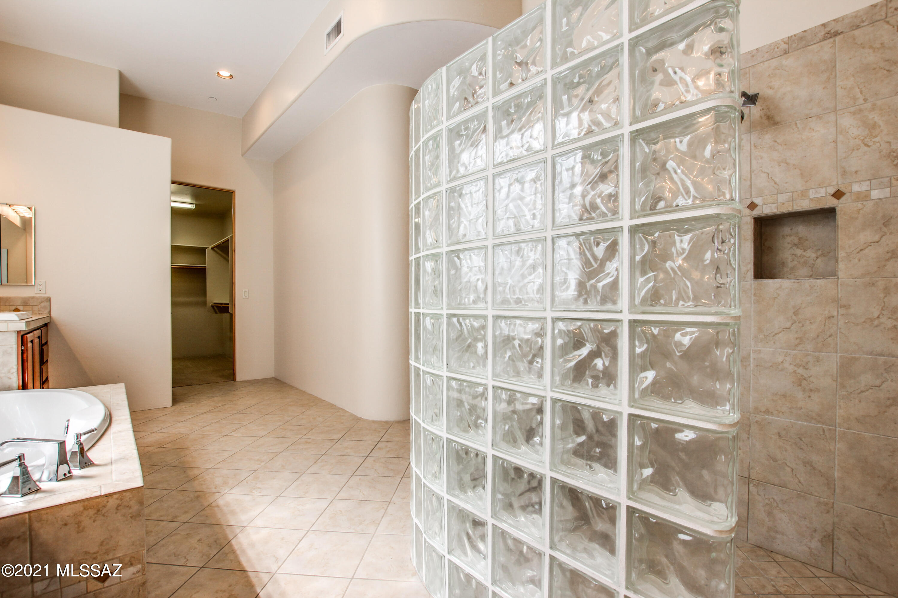 Dos Lagos at Dove Mountain (1-91) - Residential