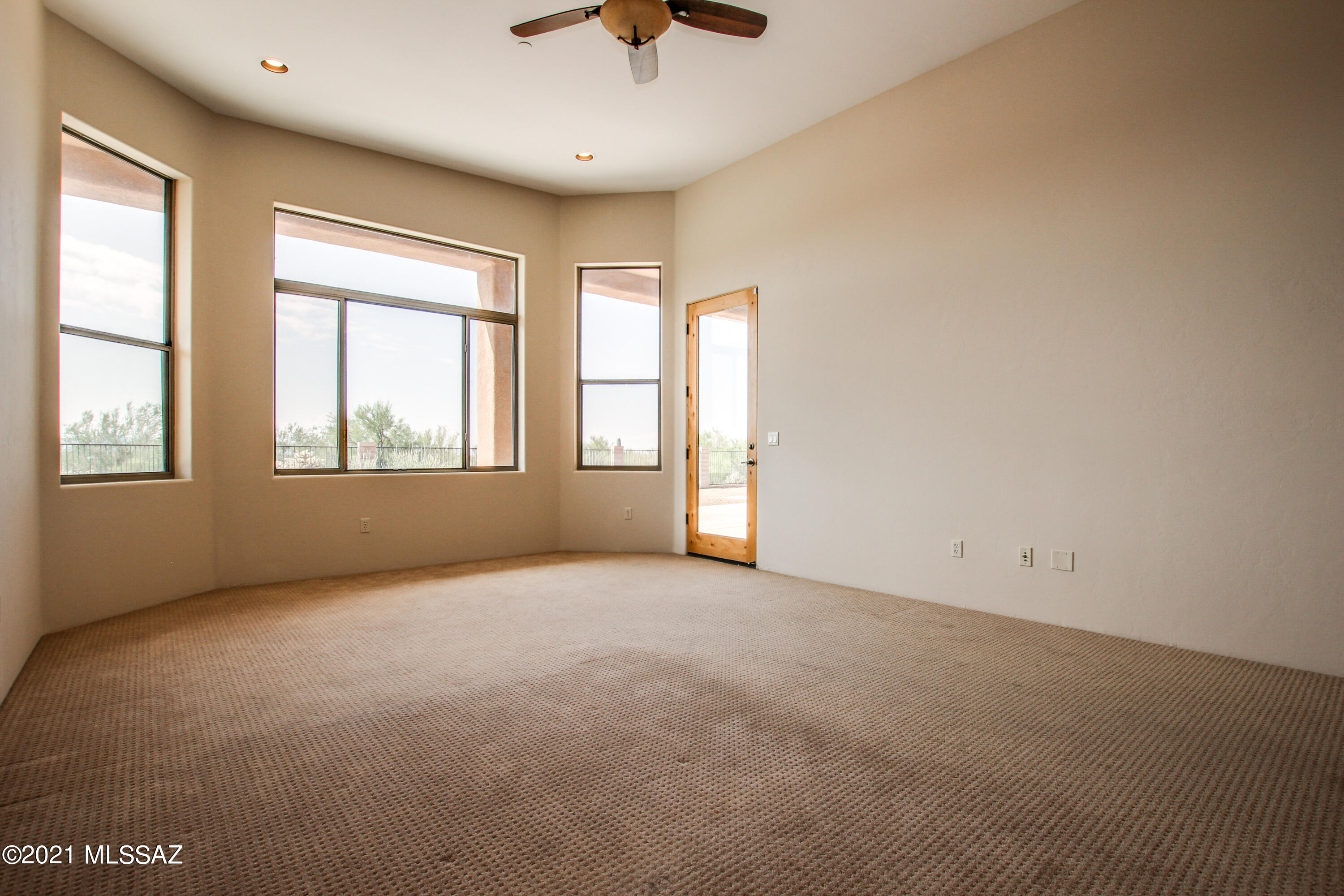 Dos Lagos at Dove Mountain (1-91) - Residential
