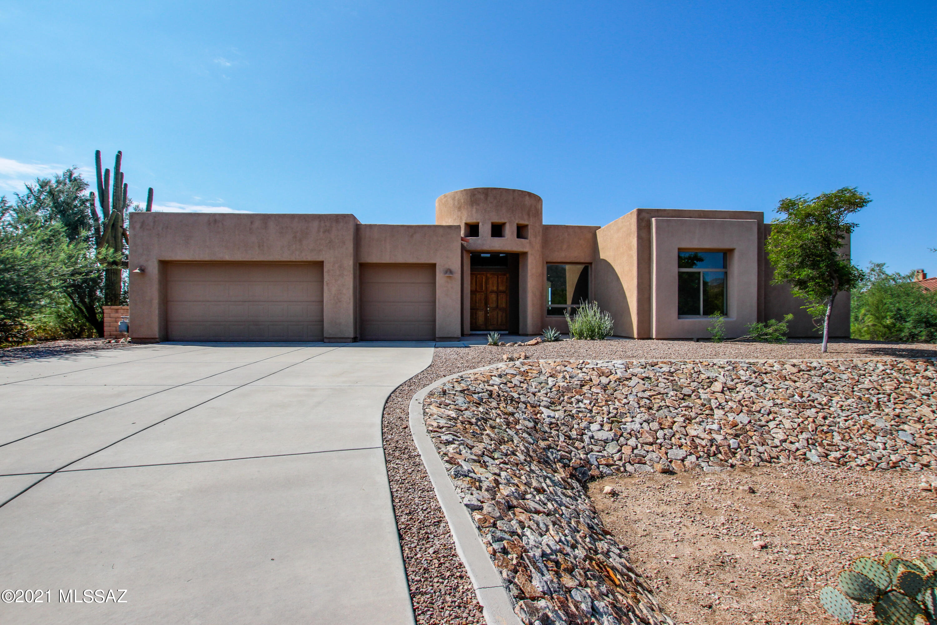 Dos Lagos at Dove Mountain (1-91) - Residential