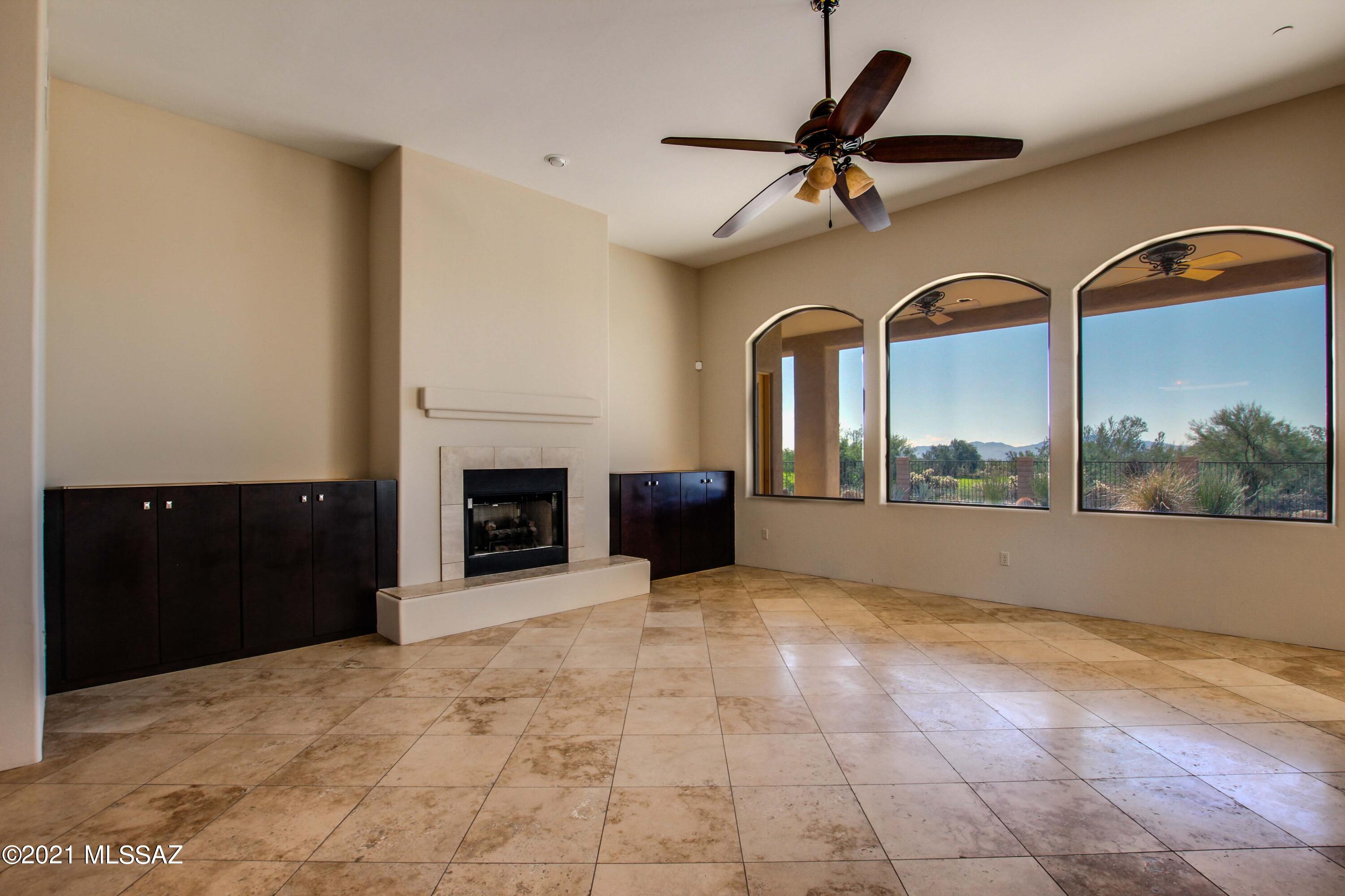 Dos Lagos at Dove Mountain (1-91) - Residential