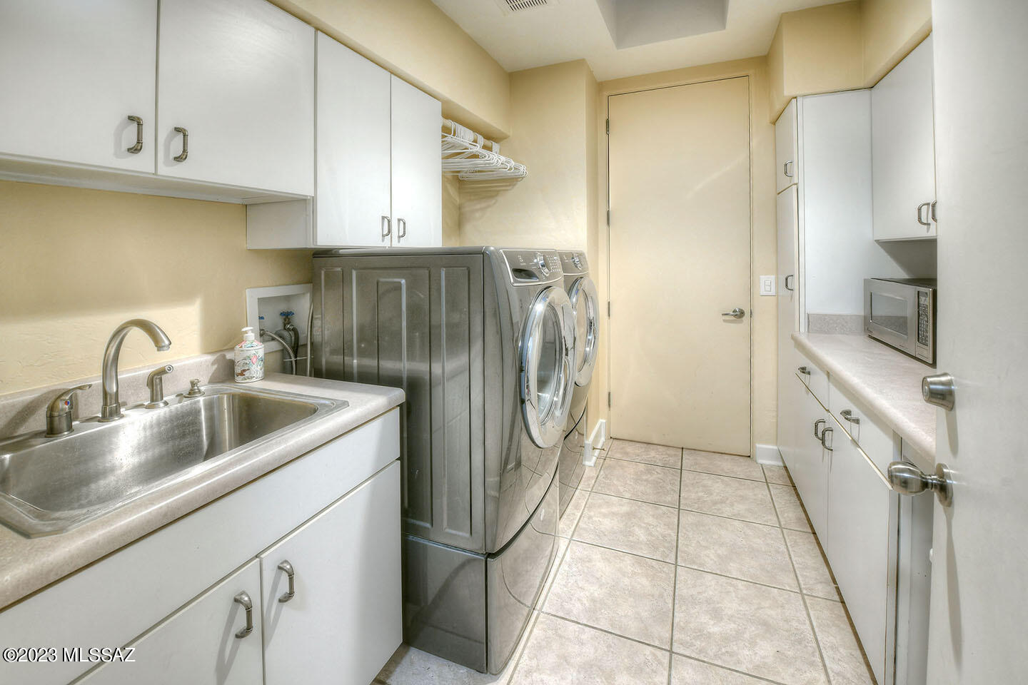 Alta Vista (99-145) - Residential