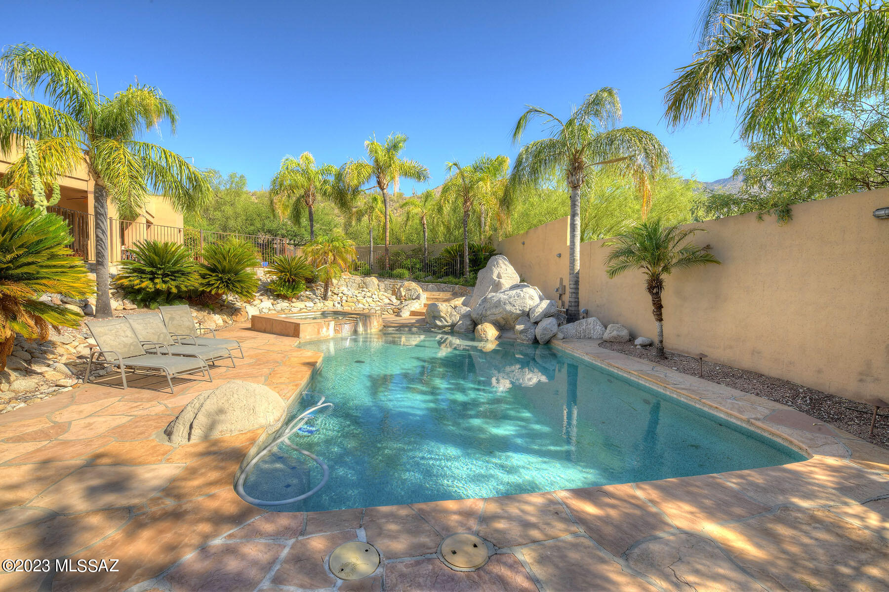 Alta Vista (99-145) - Residential