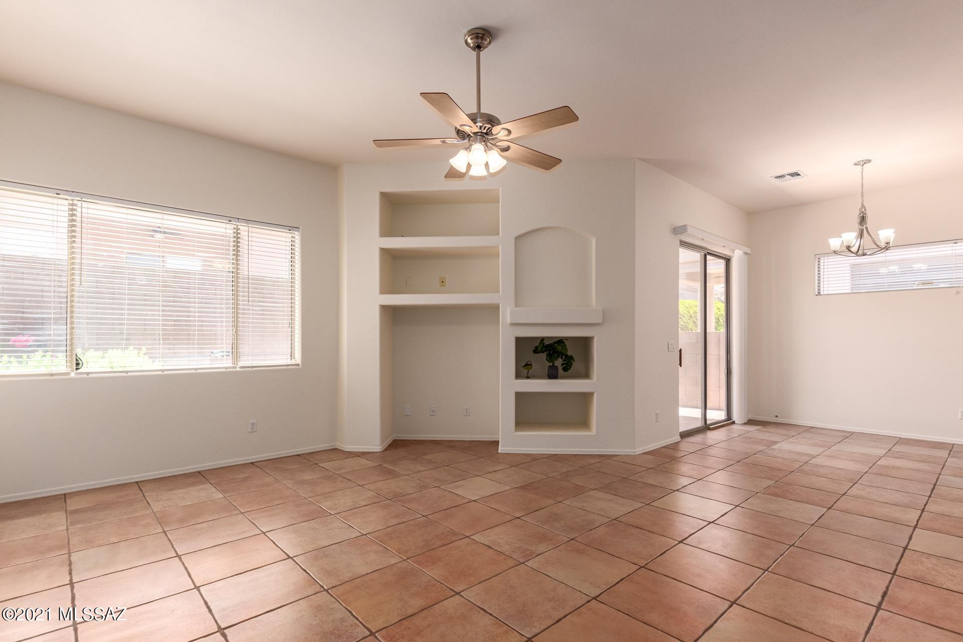 Rancho Esperero (1-343) - Residential