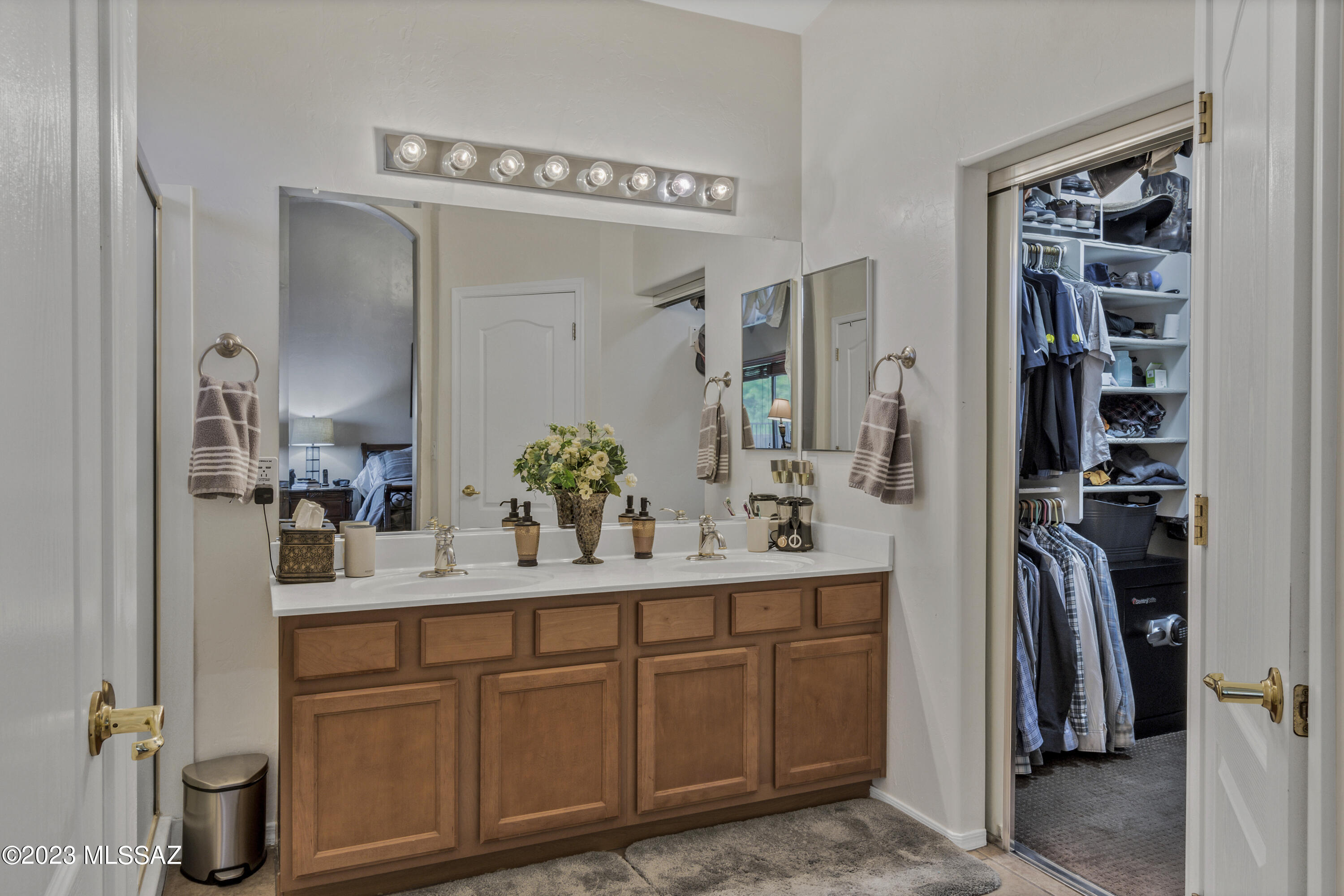 Silverbell Place (1-153) - Residential