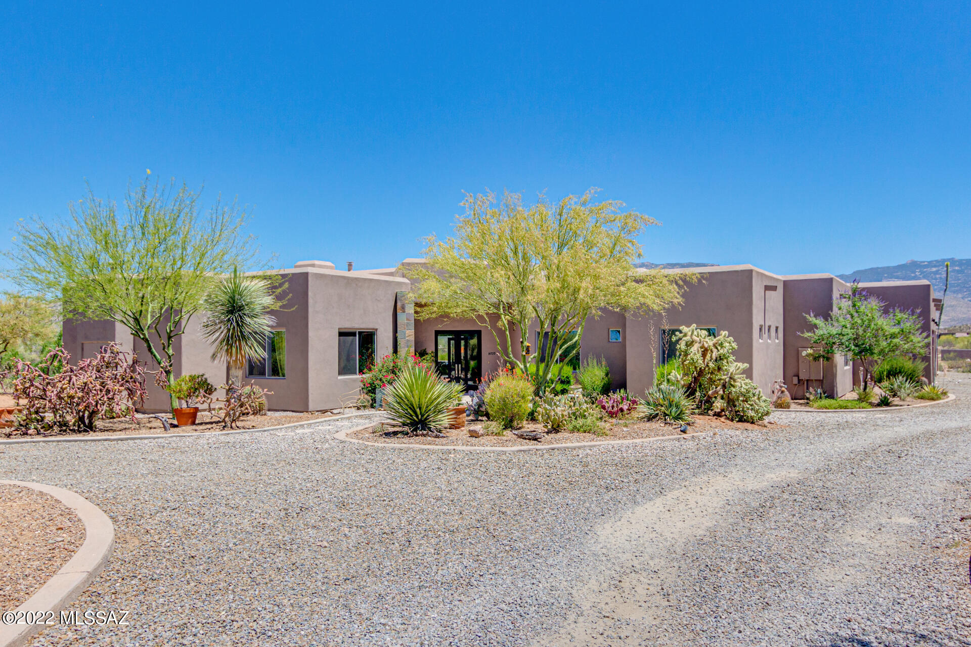 Coyote Creek (1-395) - Residential