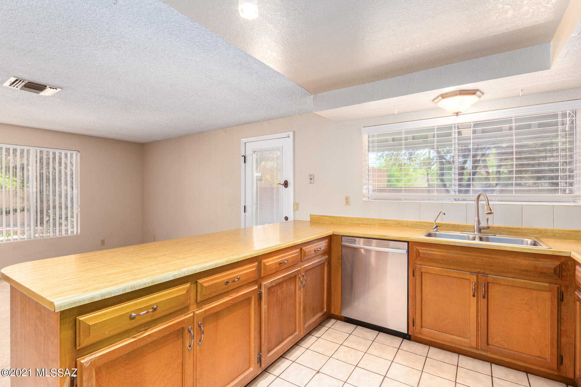 Solano Estates Unit 5 (1-35) - Residential
