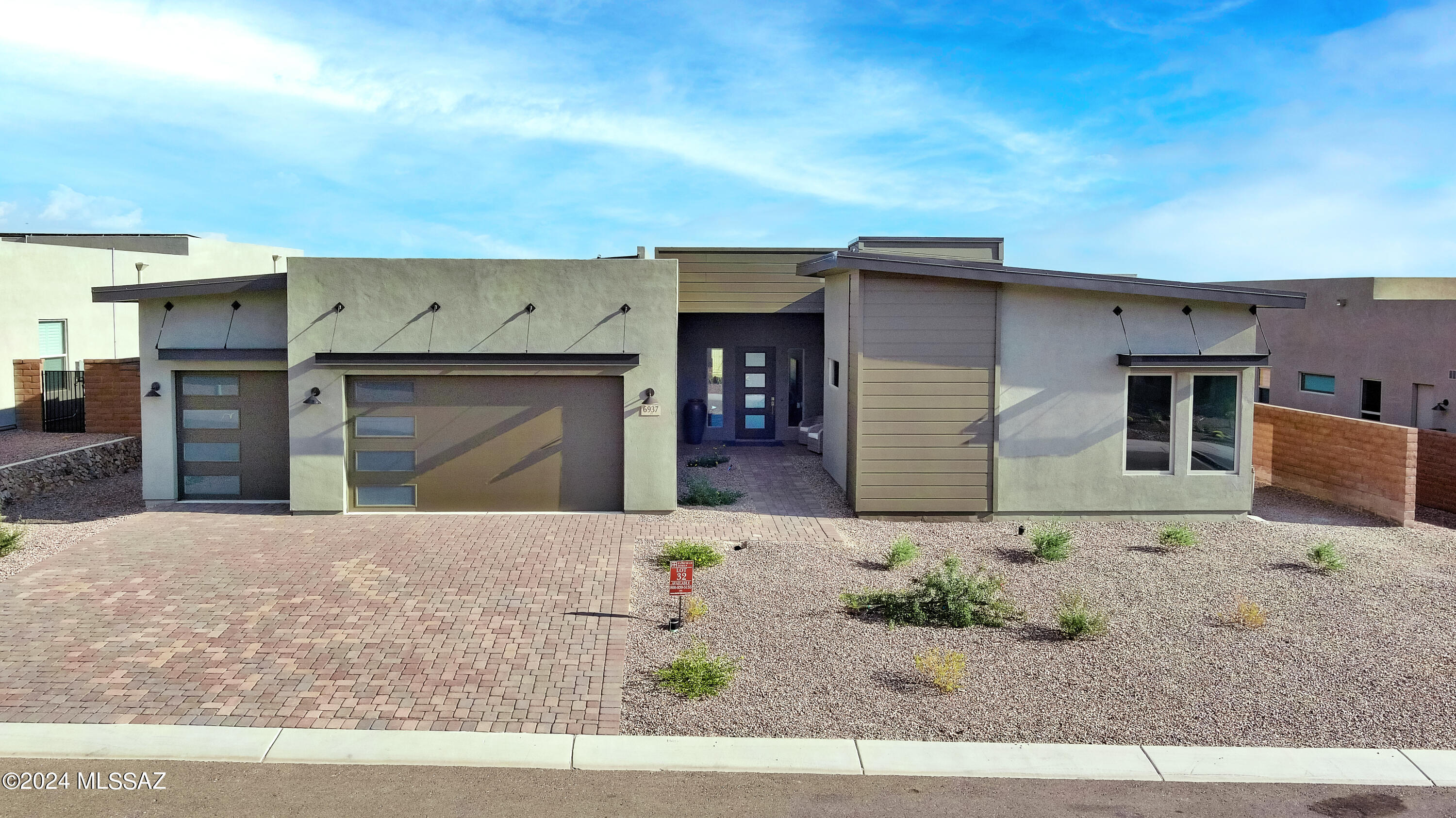 Boulder Bridge Pass III At Dove Mountain SQ20143000307 - Residential