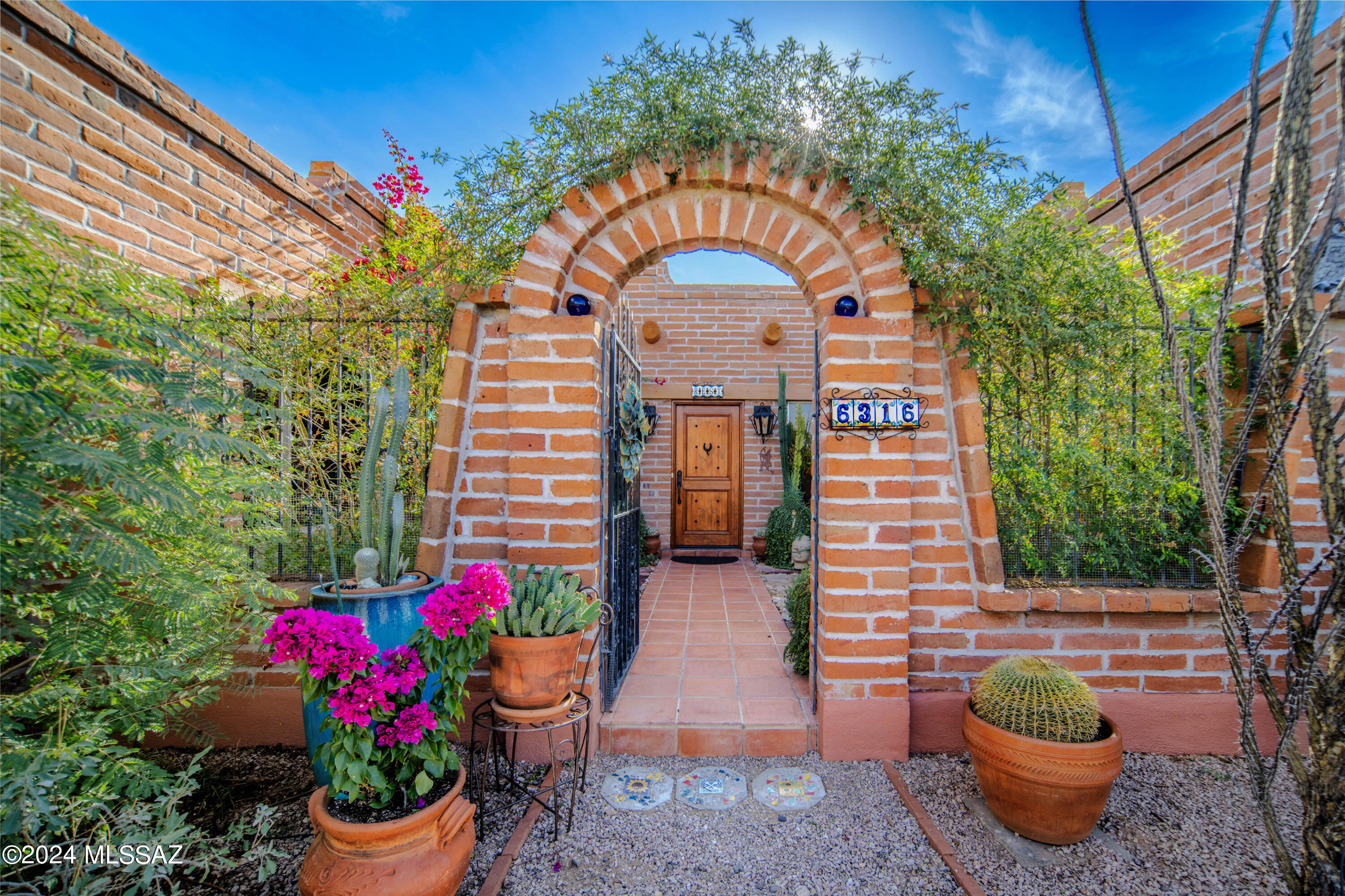 Catalina Foothills Est 8 - Residential