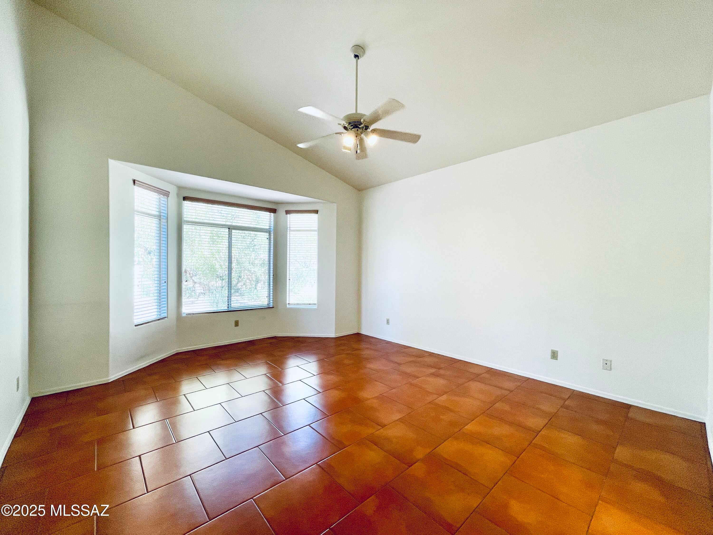Desert Greens At Oro Valley (1-23) - Residential Lease