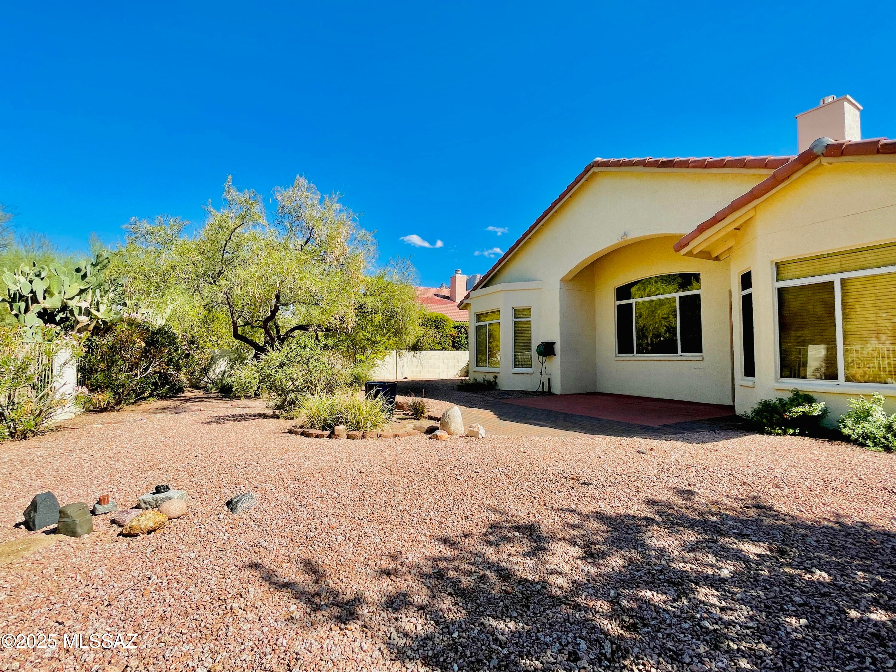 Desert Greens At Oro Valley (1-23) - Residential Lease