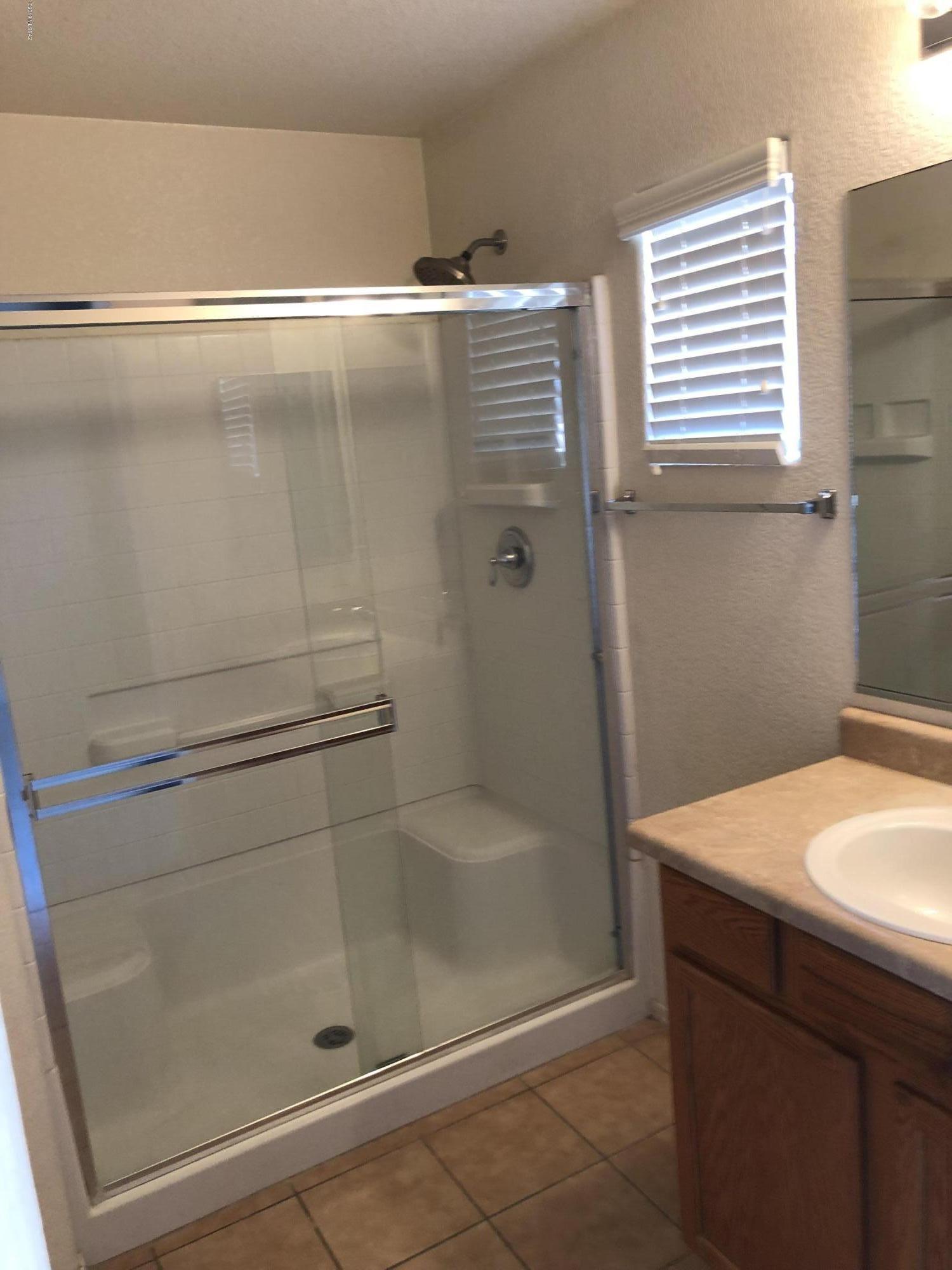 Tres Pueblos Sur - Residential Lease
