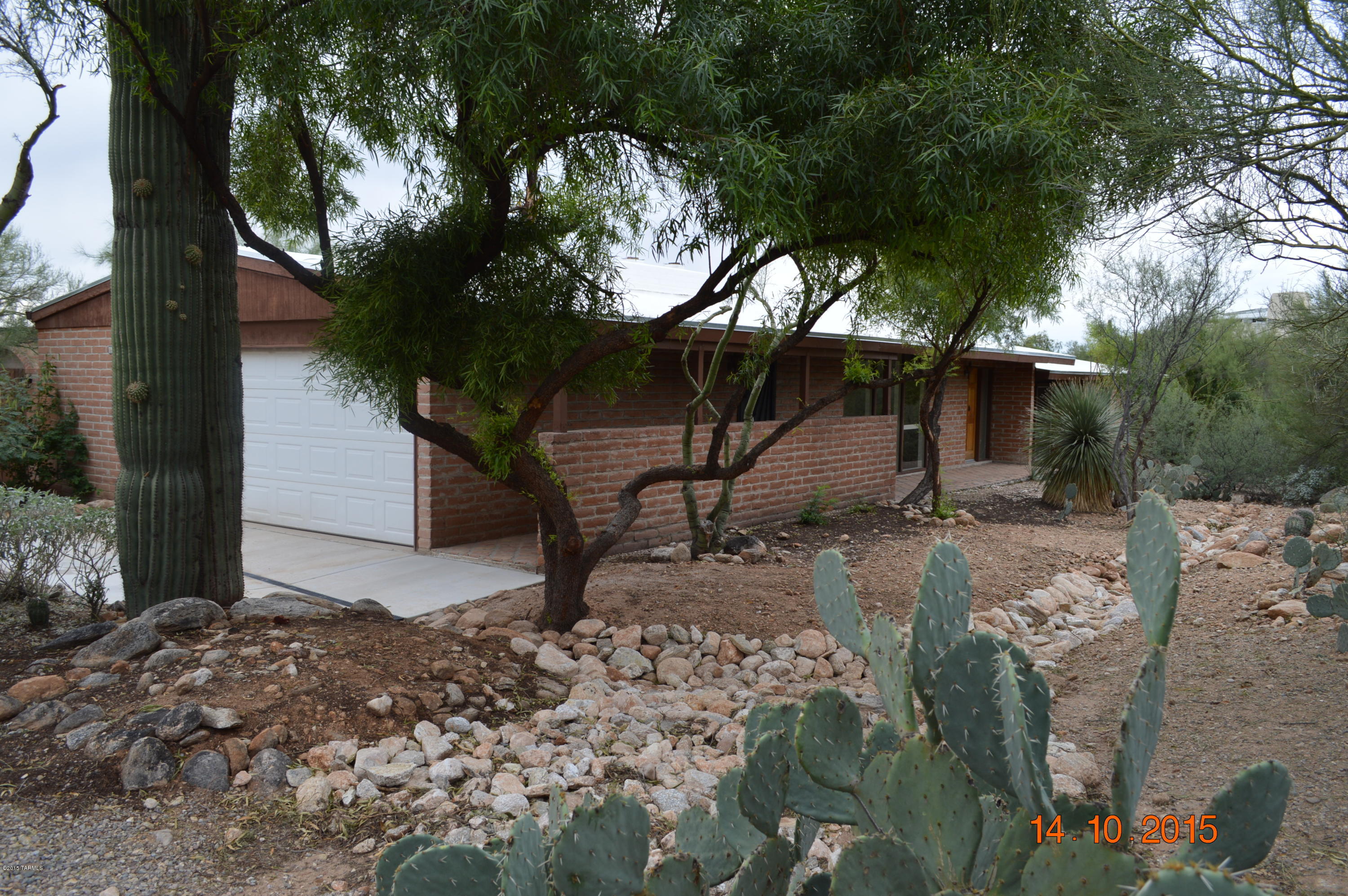 Secluded District 16 adobe ranch home with mountain views on .70 acres. This 4 bedroom, 2 bath home has two fireplaces, a pool and painted concrete floors. Priced below area comparables to allow for some needed updates and personal touches. Great opportunity to enjoy Foothill living at an affordable price!