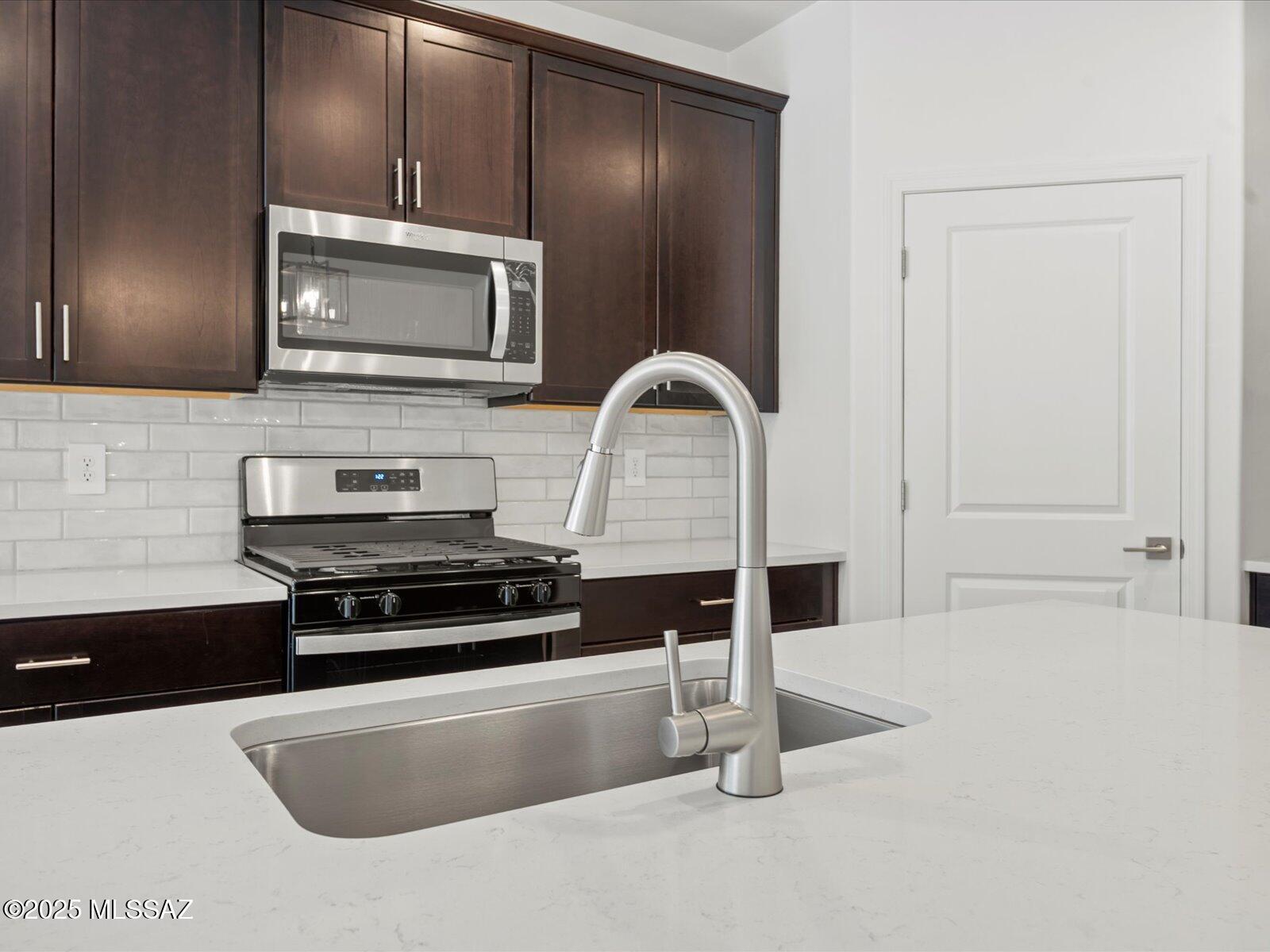 La Estancia De Tucson (1-330) - Residential