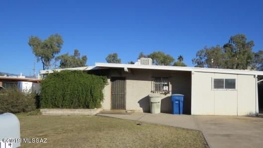 Wonderful Investment Opportunity or with some work make it a great home! 3 Bedroom, 2 Baths, large Living Room, Kitchen with Dining Area and a Bonus Room off the Kitchen. Home is in a great Central location. Spacious cul-de-sac lot with a private backyard, storage sheds,  2 Covered Patios and there is a swimming pool that is empty with no equipment present.
