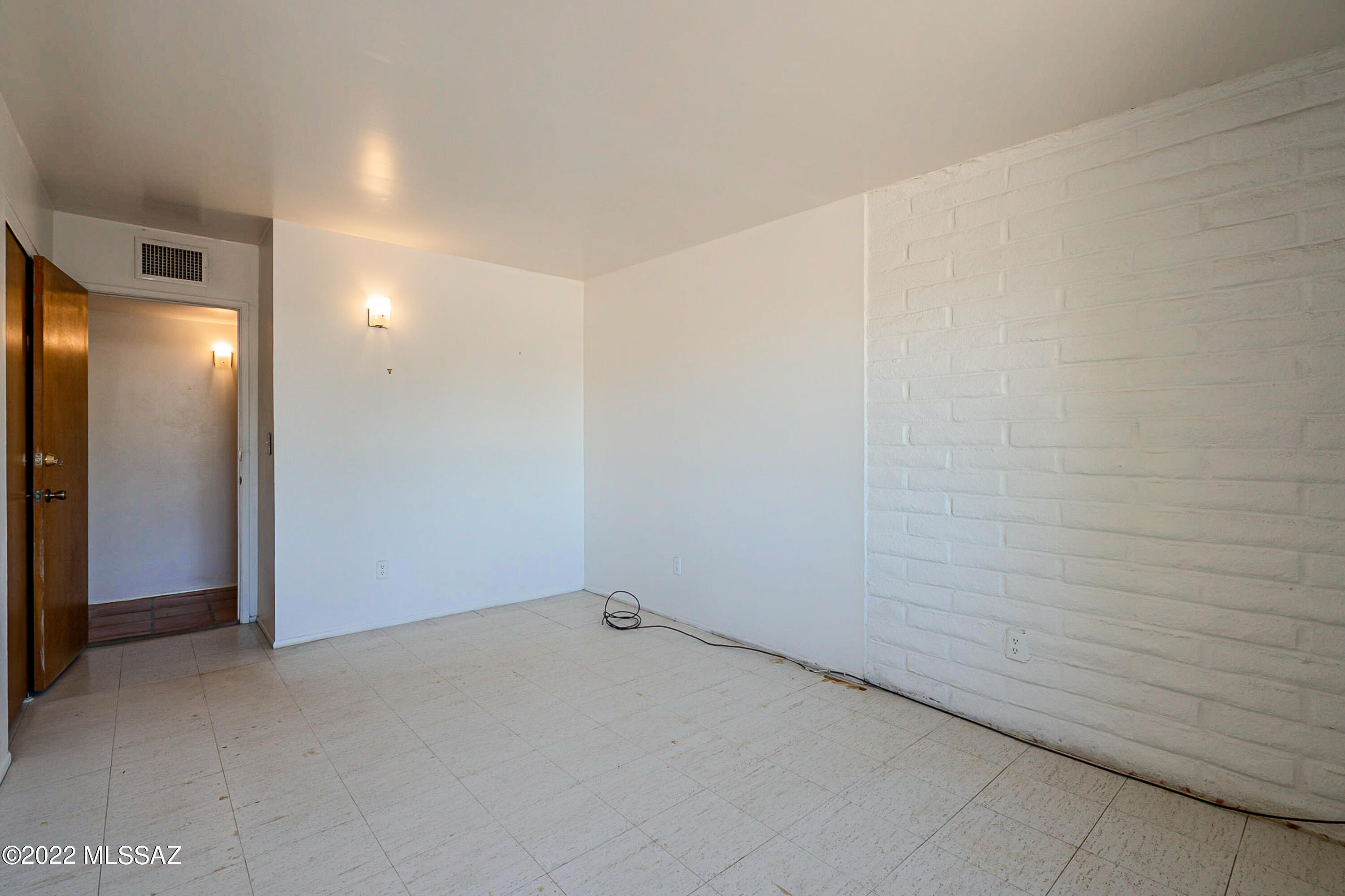 Vista Del Sierras East (1-83) - Residential