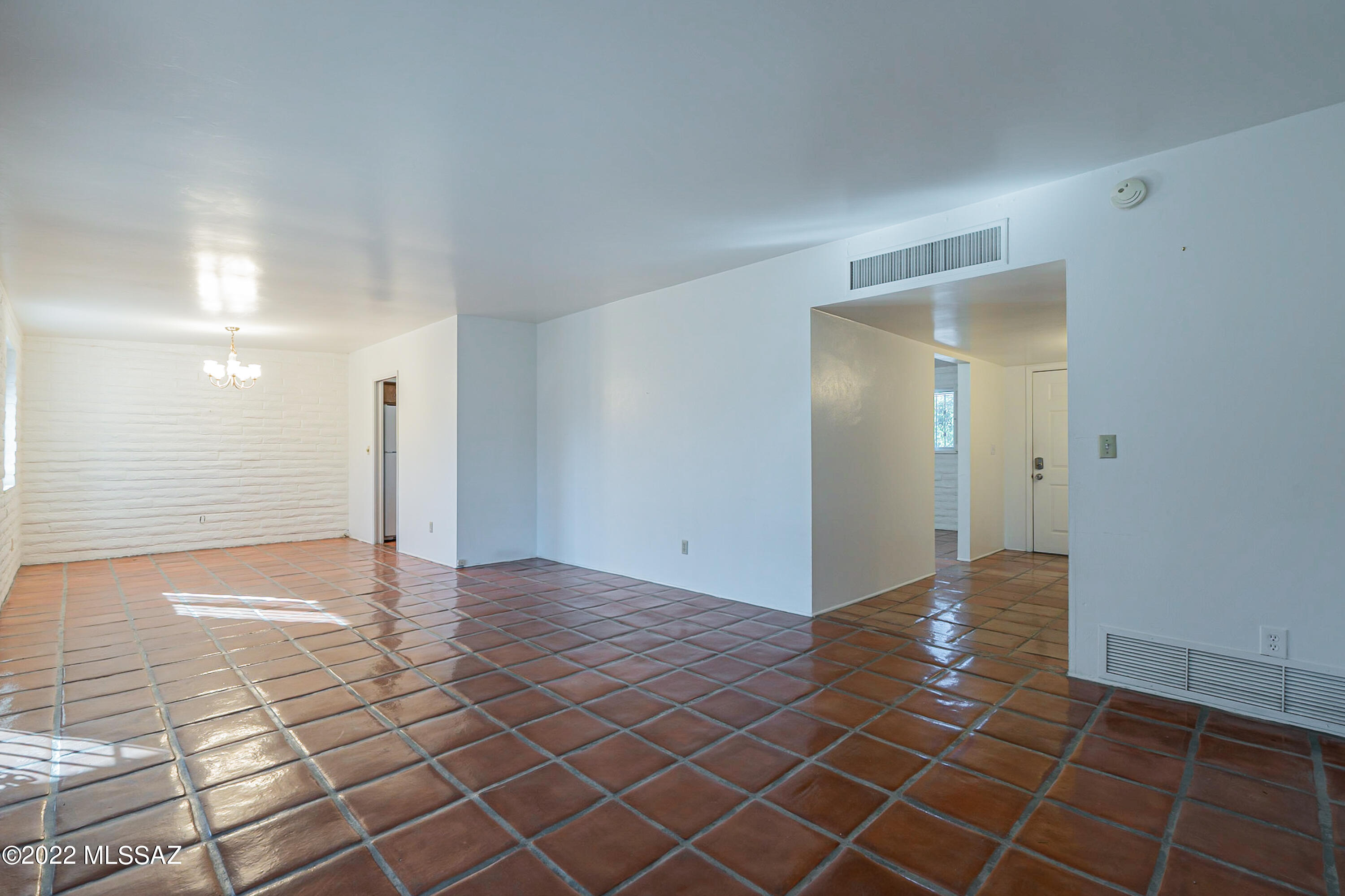 Vista Del Sierras East (1-83) - Residential