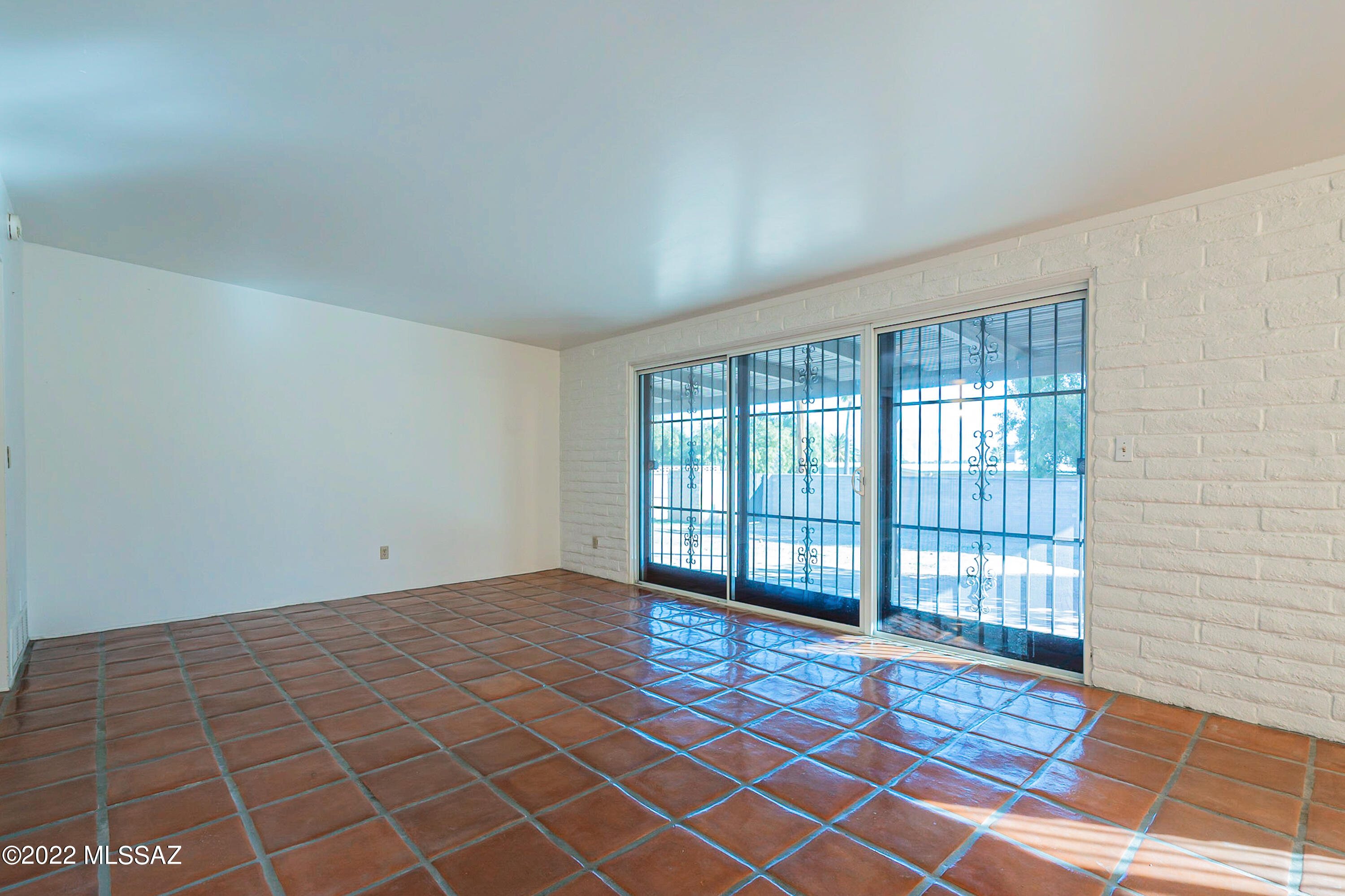 Vista Del Sierras East (1-83) - Residential
