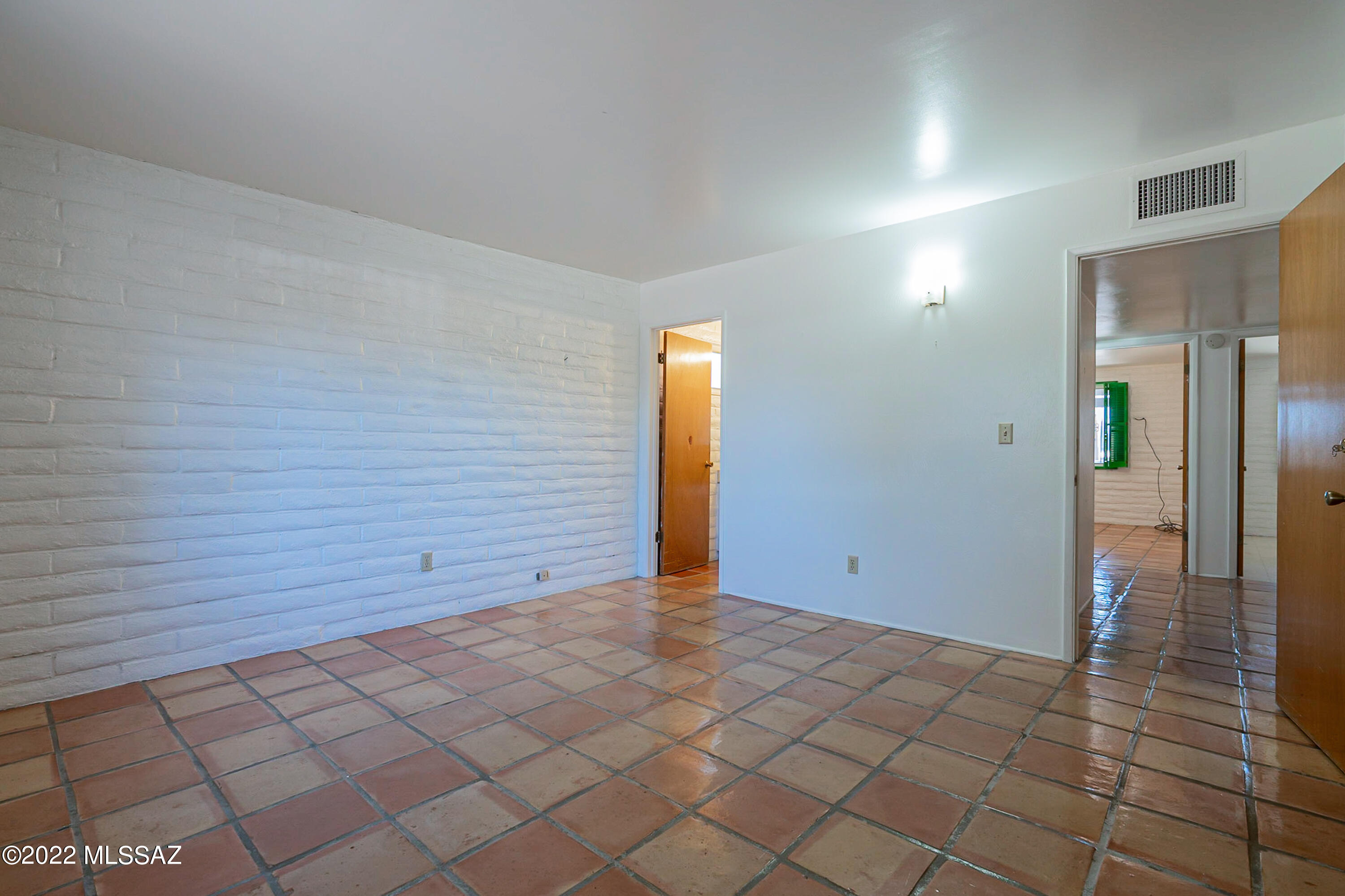 Vista Del Sierras East (1-83) - Residential