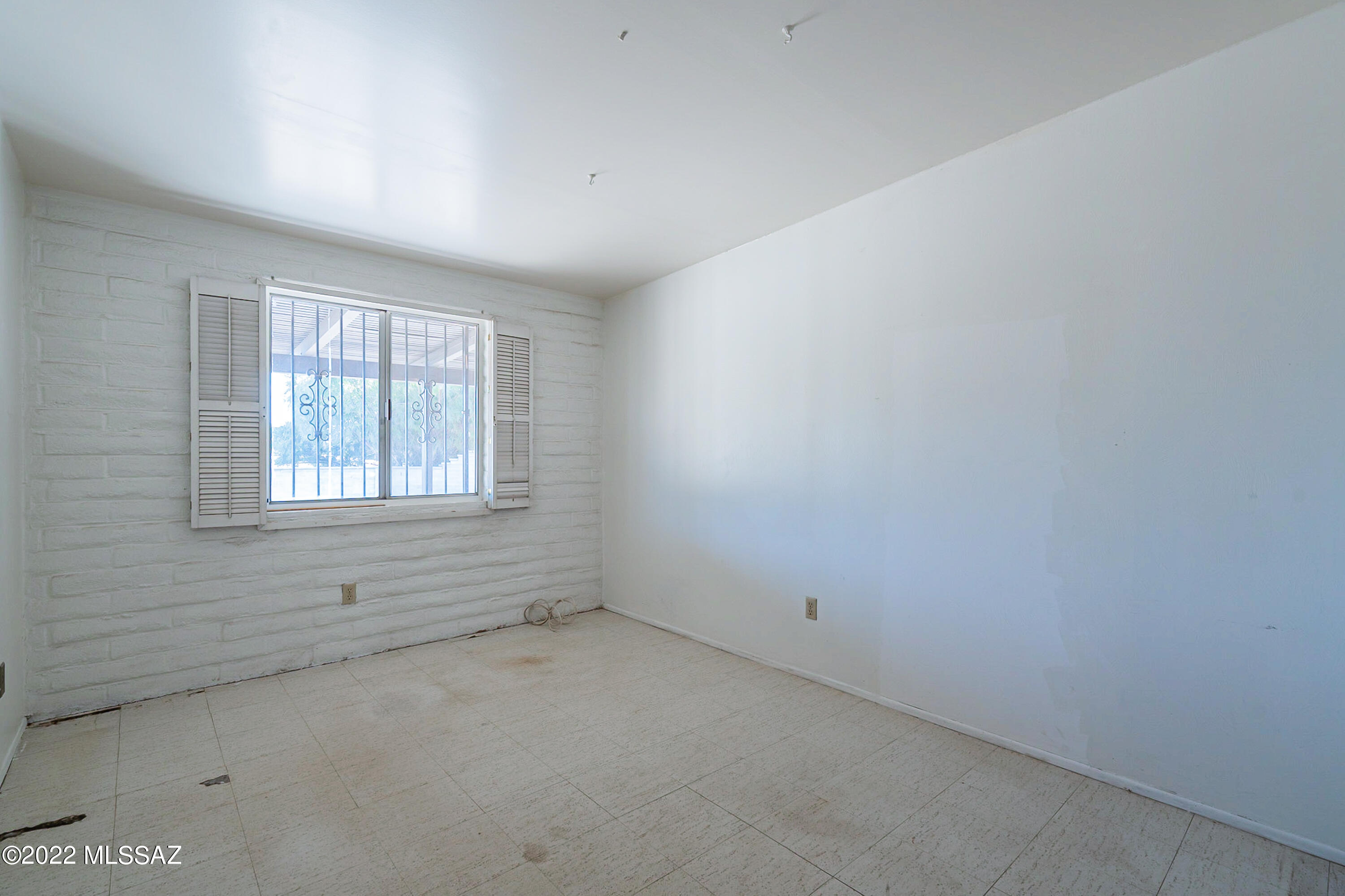 Vista Del Sierras East (1-83) - Residential