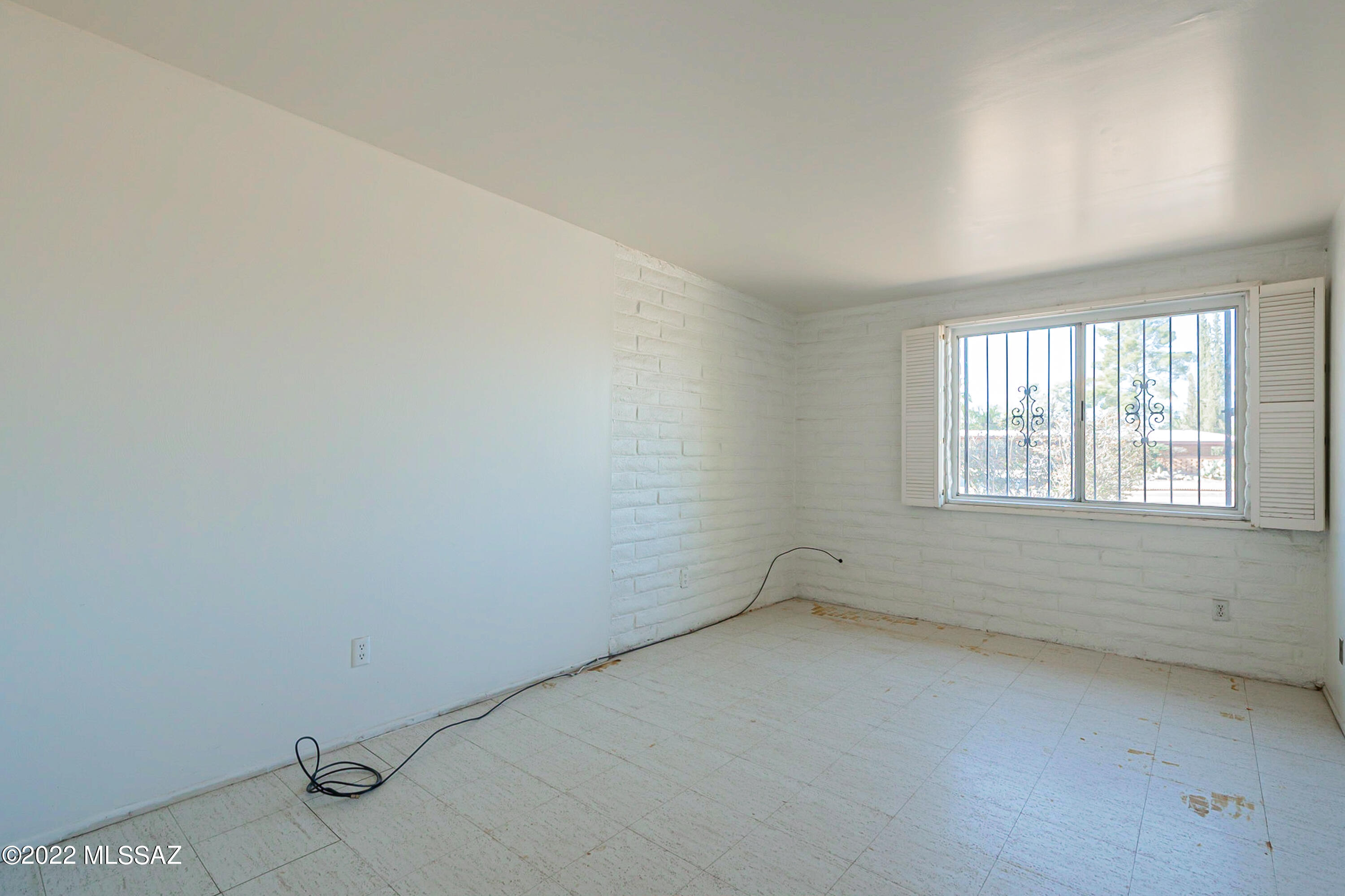 Vista Del Sierras East (1-83) - Residential