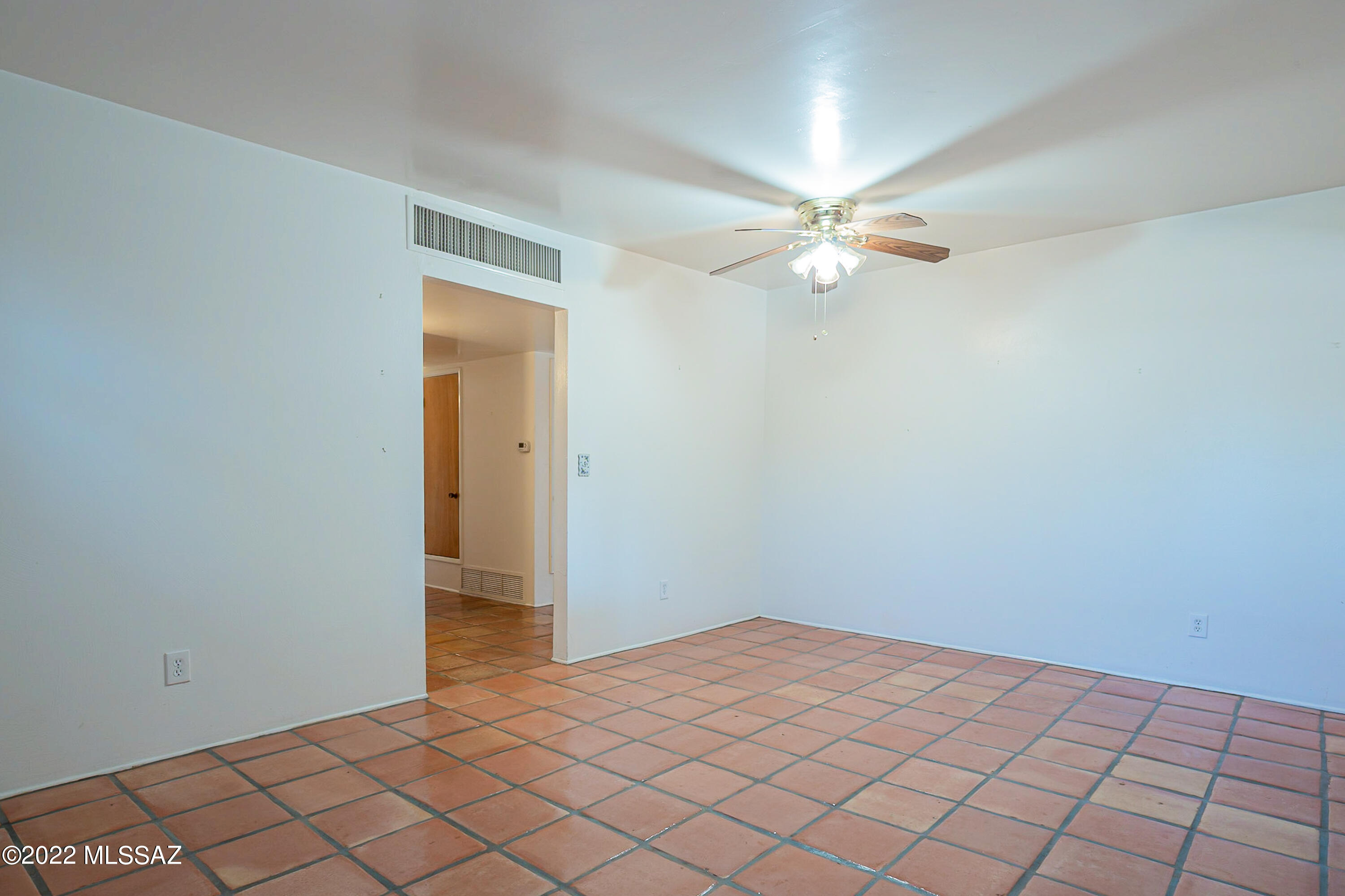 Vista Del Sierras East (1-83) - Residential