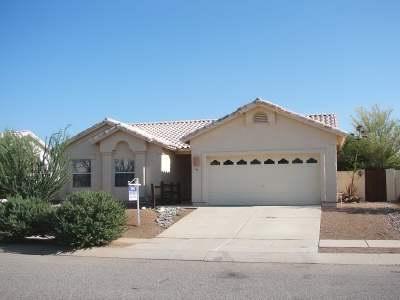Hacienda Del Oro (1-78) - Residential Lease