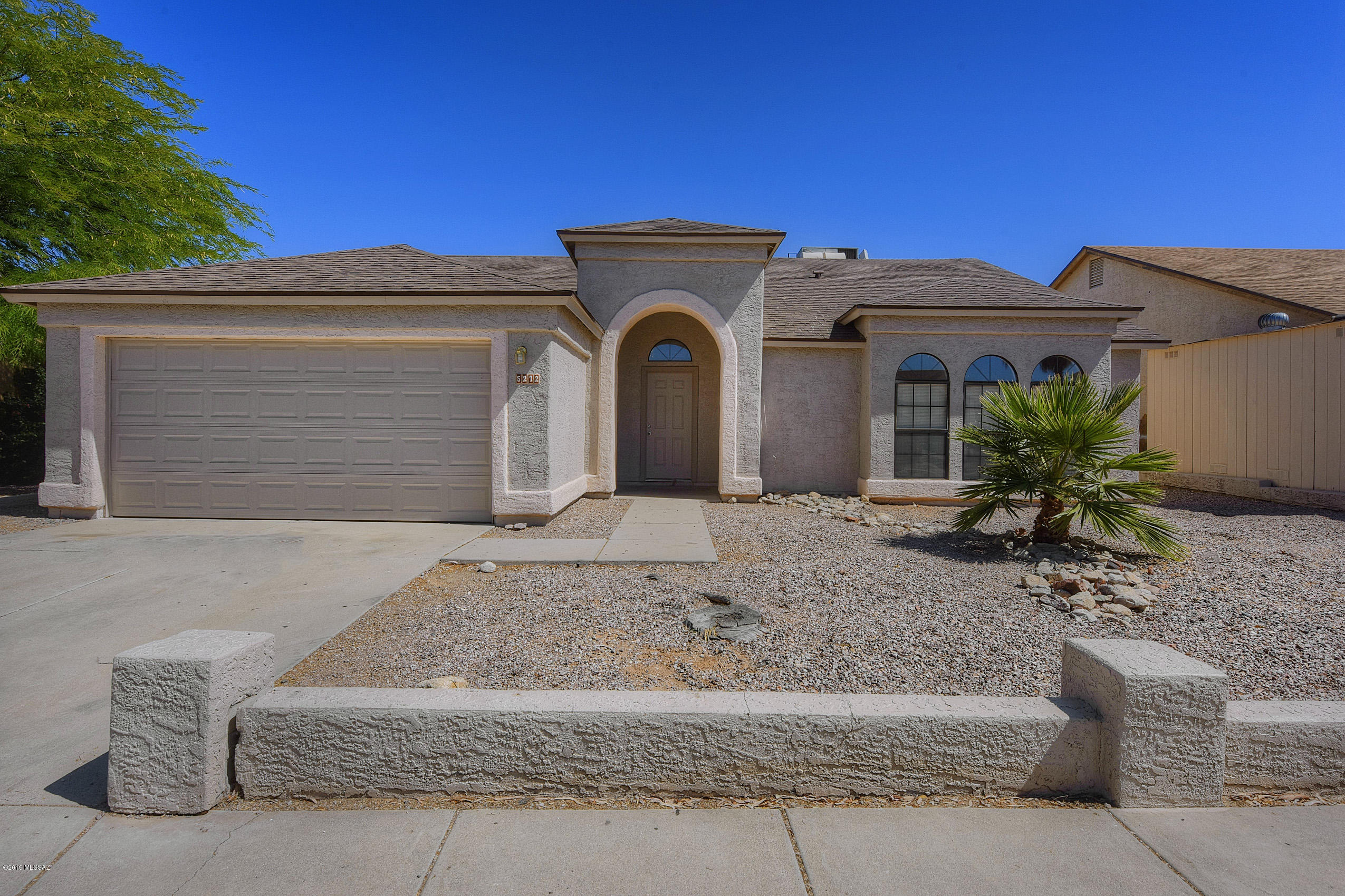 Seller will negotiate offers between $234,999K-249,999K. Awesome 3 bedroom with 2 full baths and office/den on the Northwest Side of Tucson! Lots of space with separate living room and family room with vaulted ceilings and attached dining area and cozy fireplace.  Kitchen has plenty of cabinets with new appliances and counter tops.  Fresh interior paint and all poly pipes have been replaced. Covered patio with fresh landscaping,  2 car garage with new door and new roof! Don't miss out on this Beautiful home!