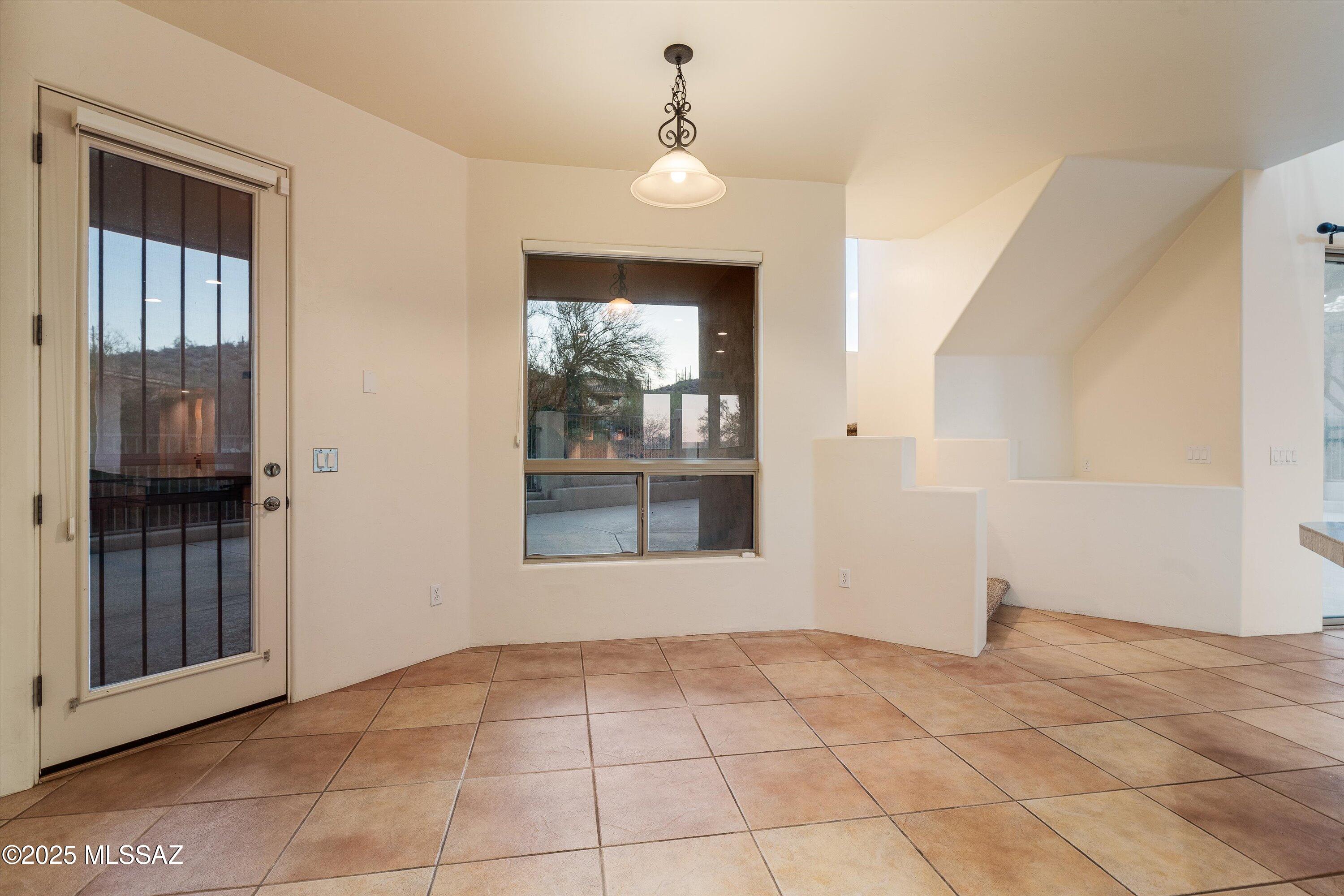 Roadrunner Hills (1-21) - Residential