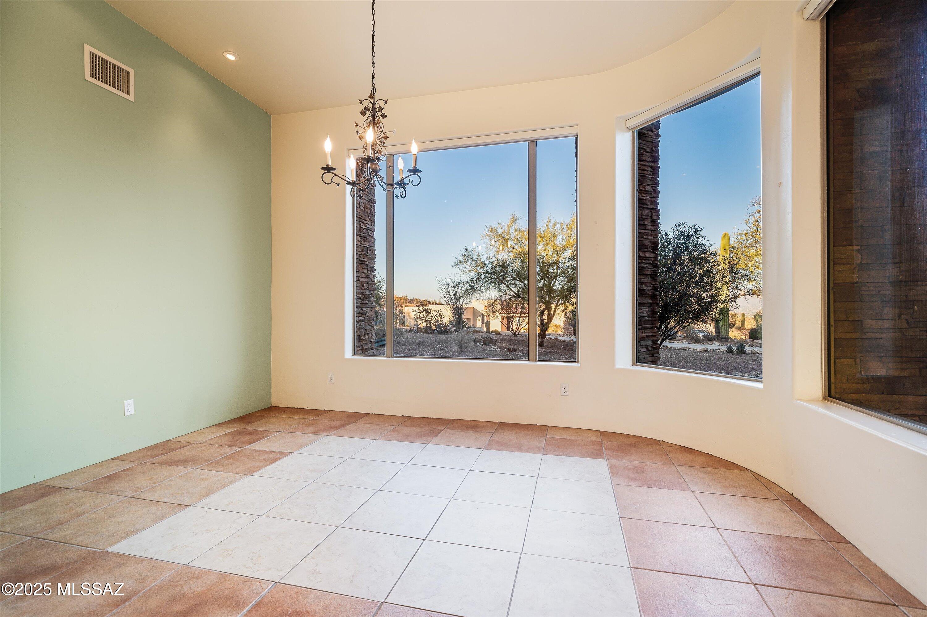 Roadrunner Hills (1-21) - Residential