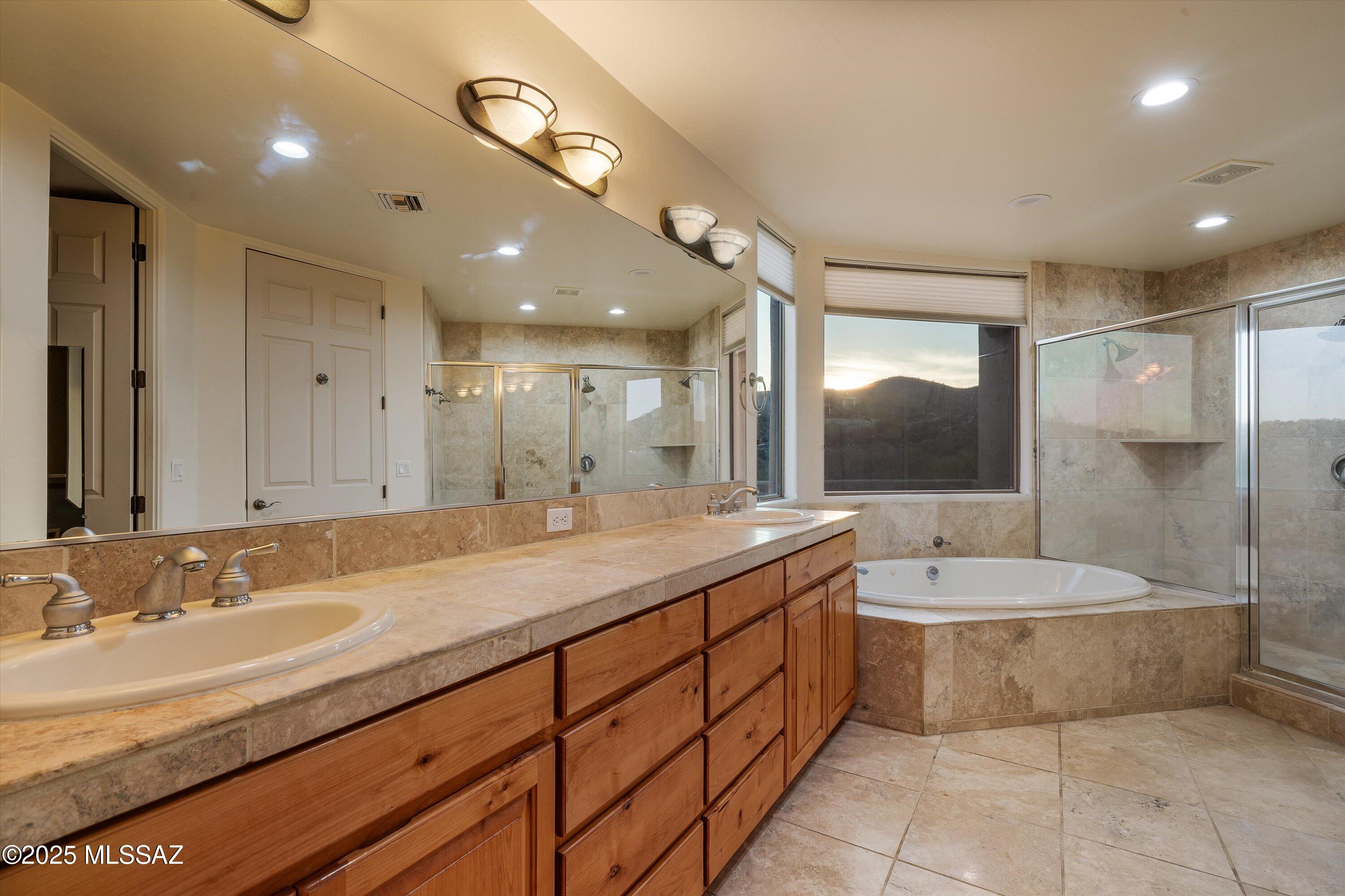 Roadrunner Hills (1-21) - Residential
